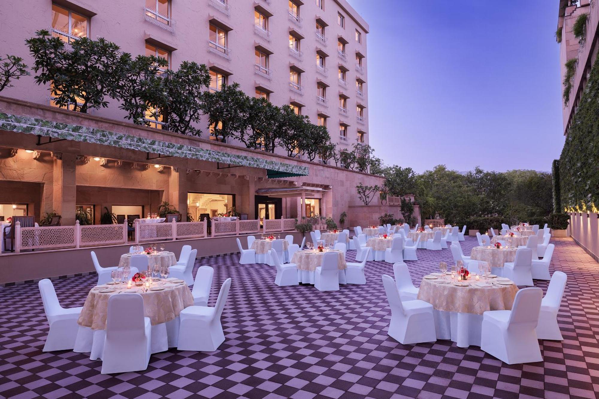 V Sarovar Portico Mi Road 4* Jaipur