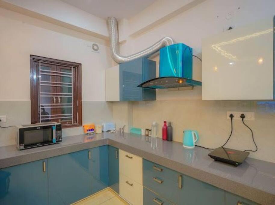 Sky Port Bhk Netflix Prime Wi-fi Rooftop Apartment Jaipur