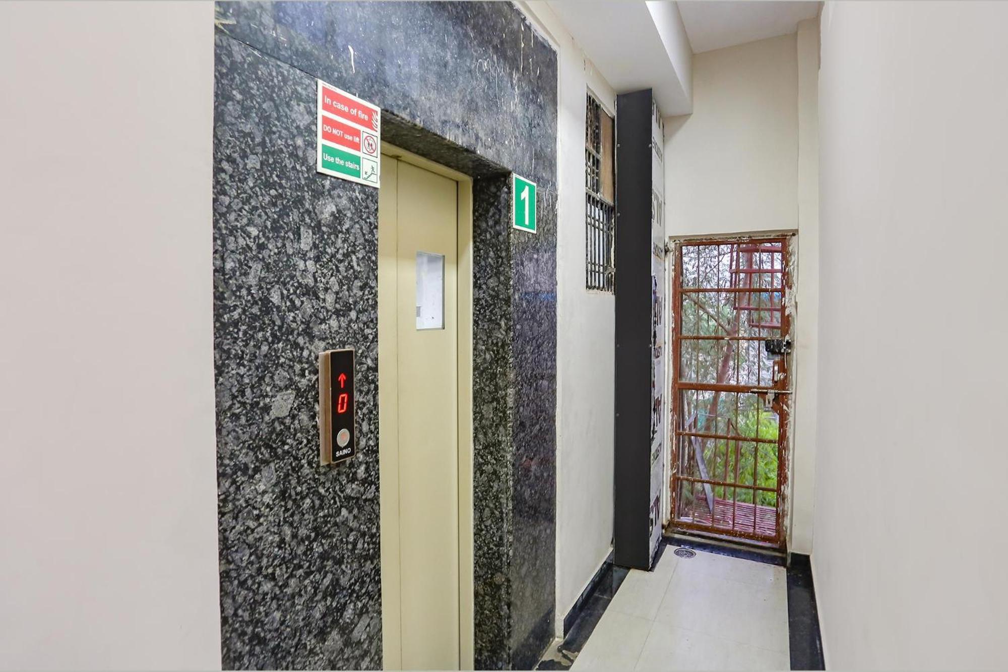 Fabhotel Season Park 2 Hotel