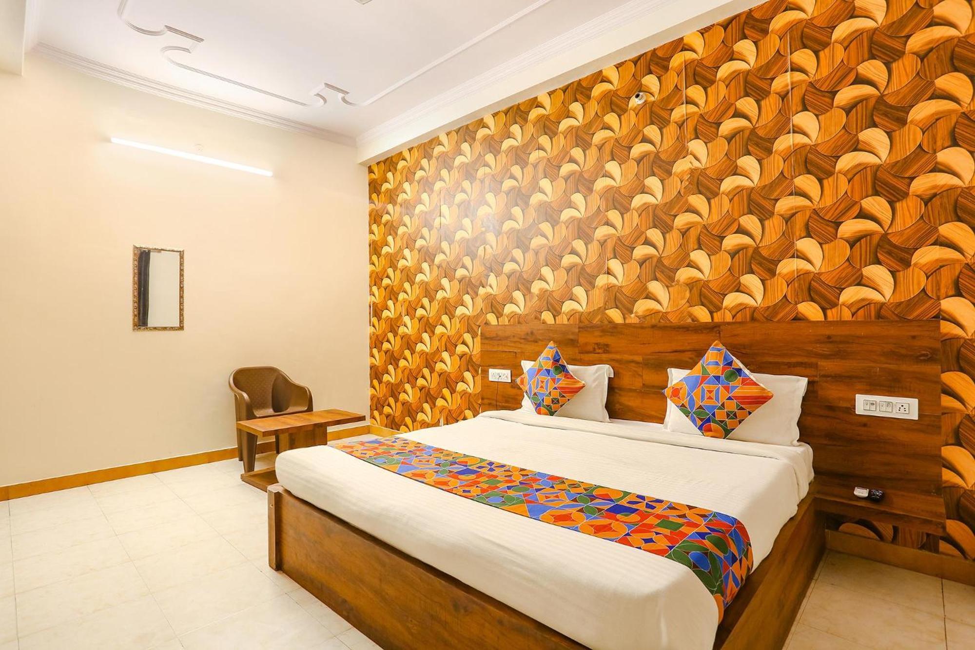 Collection O 62269 Elegant Hotel