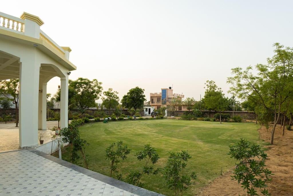 Villa Rk Palace *