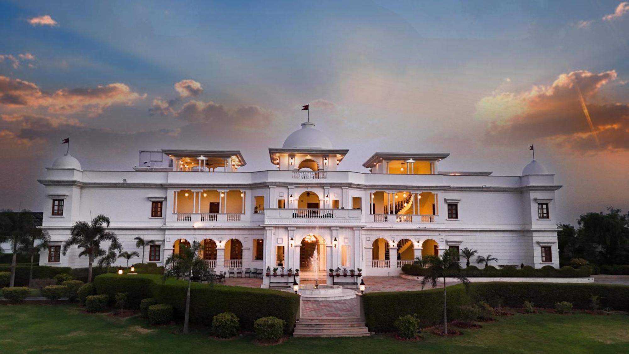 Umaid Farm Resort- A Legancy Vintage In Jaipur
