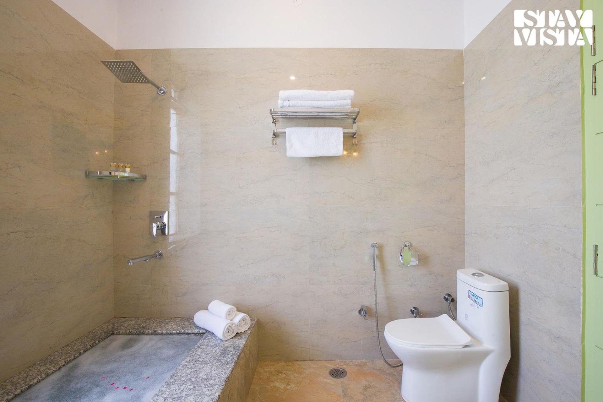 Free Birds Nest With Pvt Pool & Garden At By Stayvista
