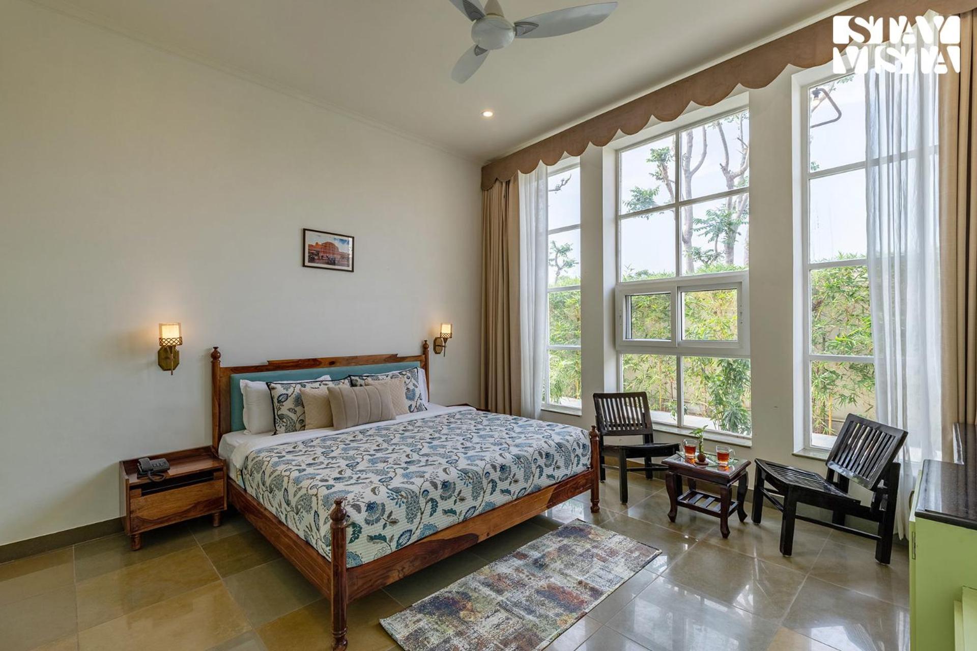 Free Birds Nest With Pvt Pool & Garden At By Stayvista Villa *
