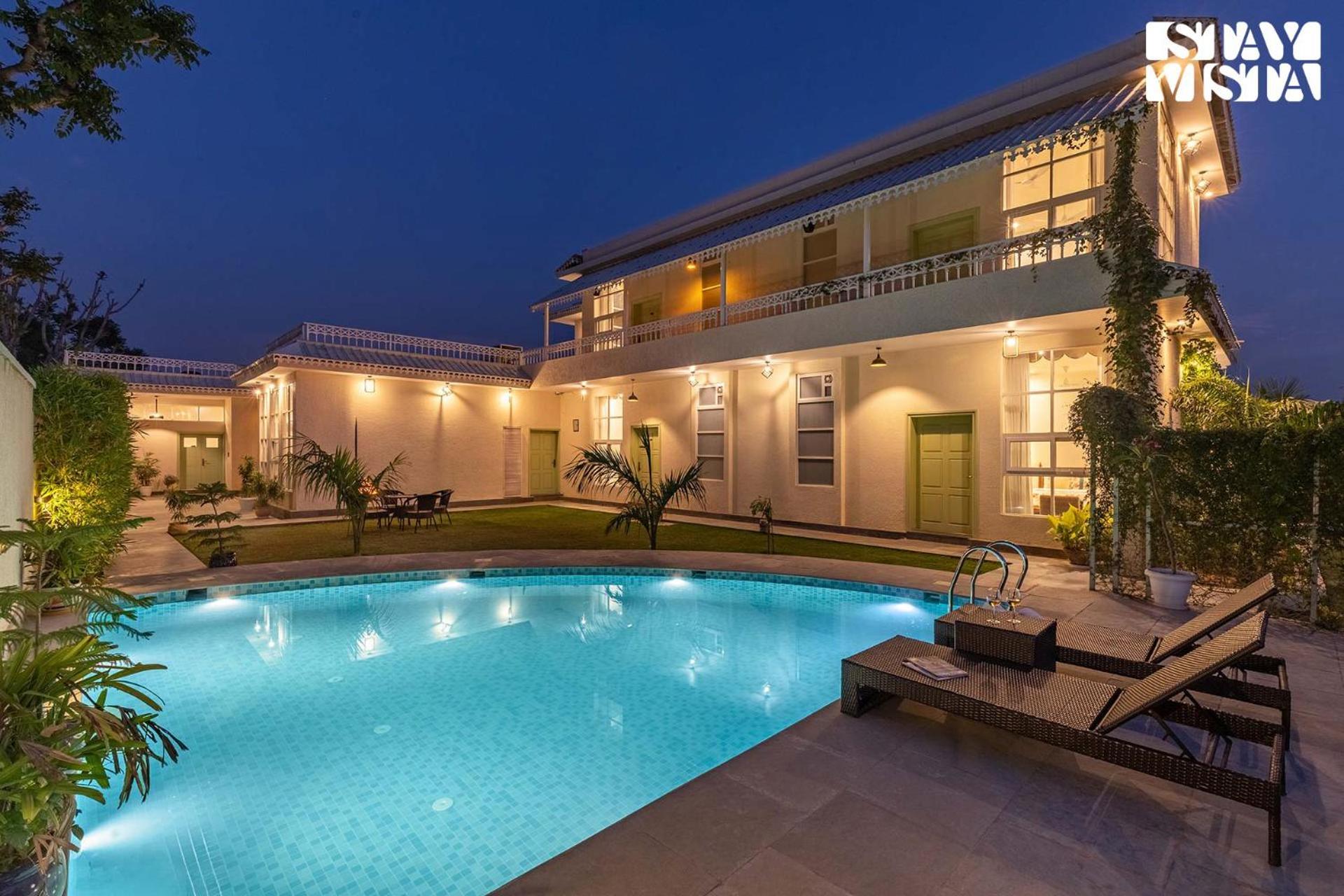 Villa Free Birds Nest With Pvt Pool & Garden At By Stayvista Jaipur