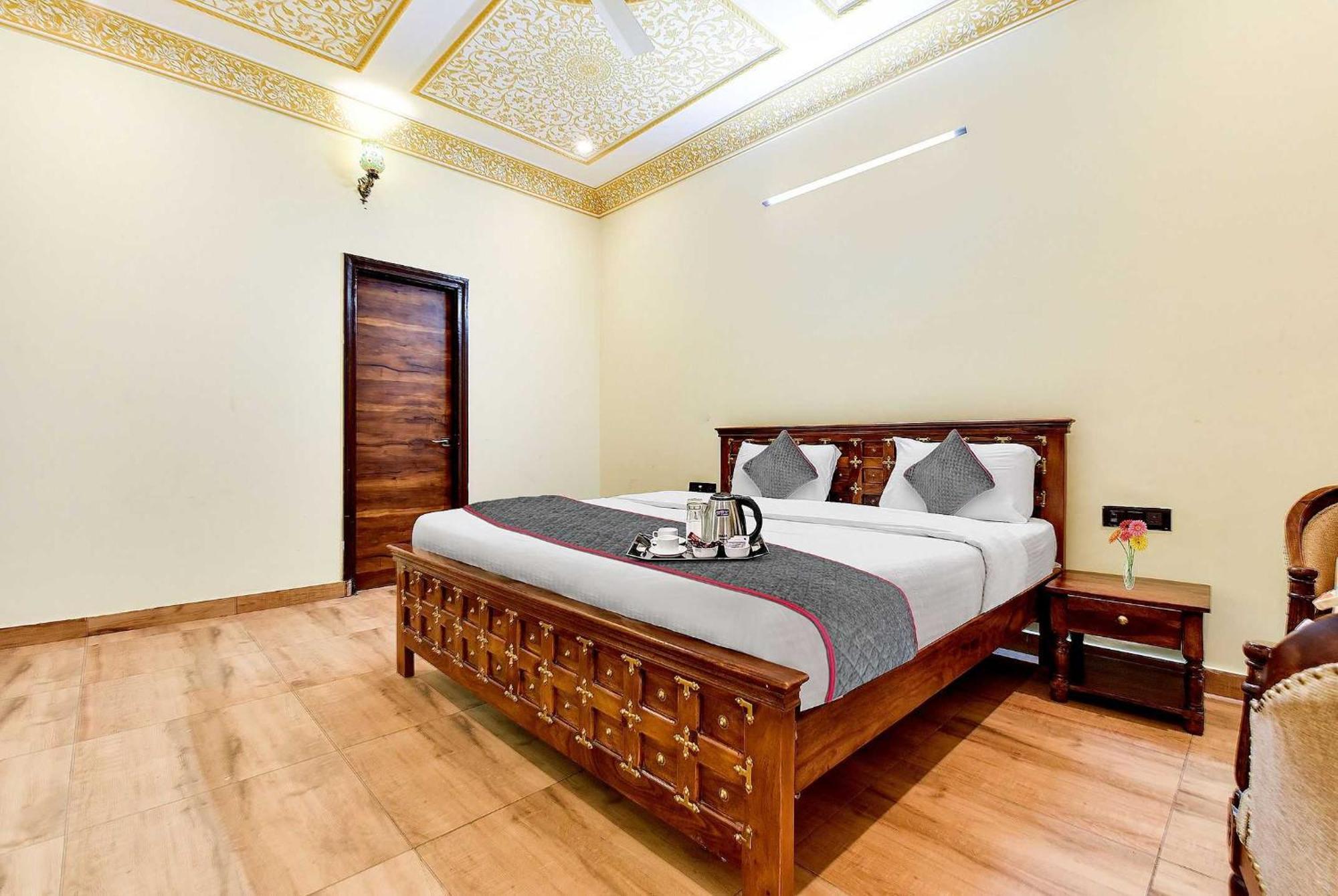 O Rajshris Heritage Haveli