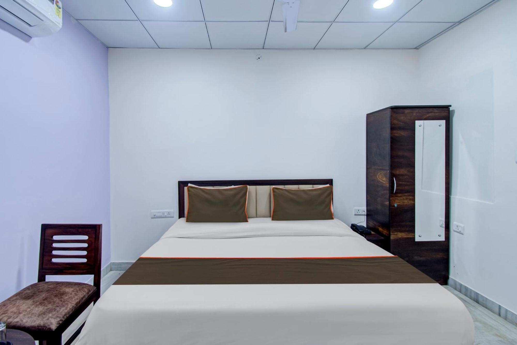 Hotel O Connect 4*
