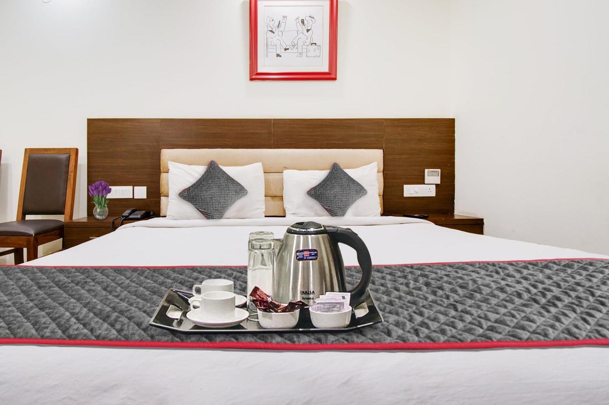 O Good Times Hotel