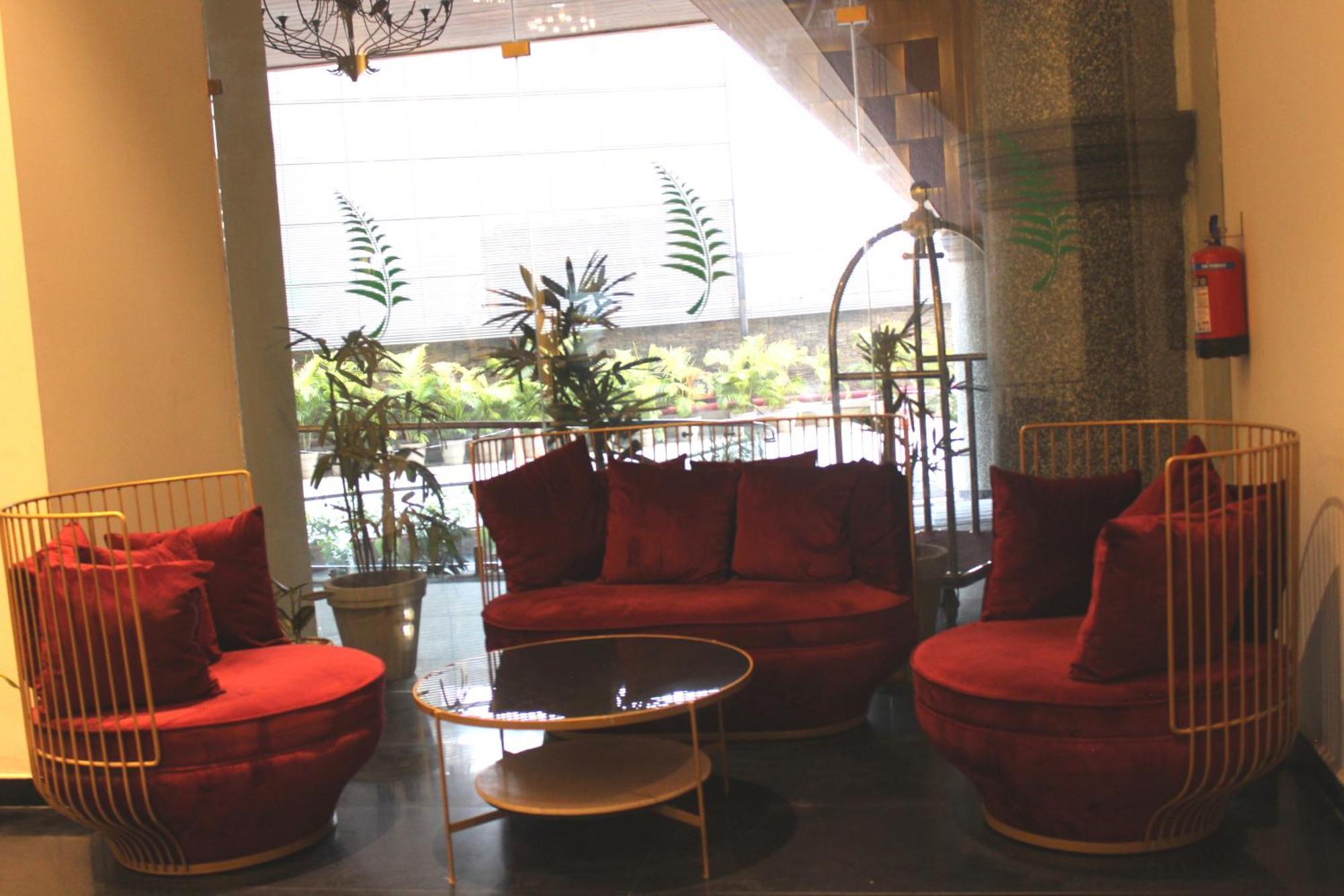 Richi-rich * Jaipur