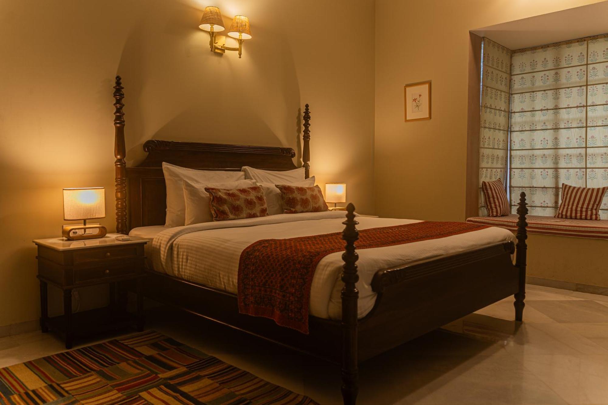 Bed & Breakfast Naila Kothi - A Luxury Boutique Royal In *