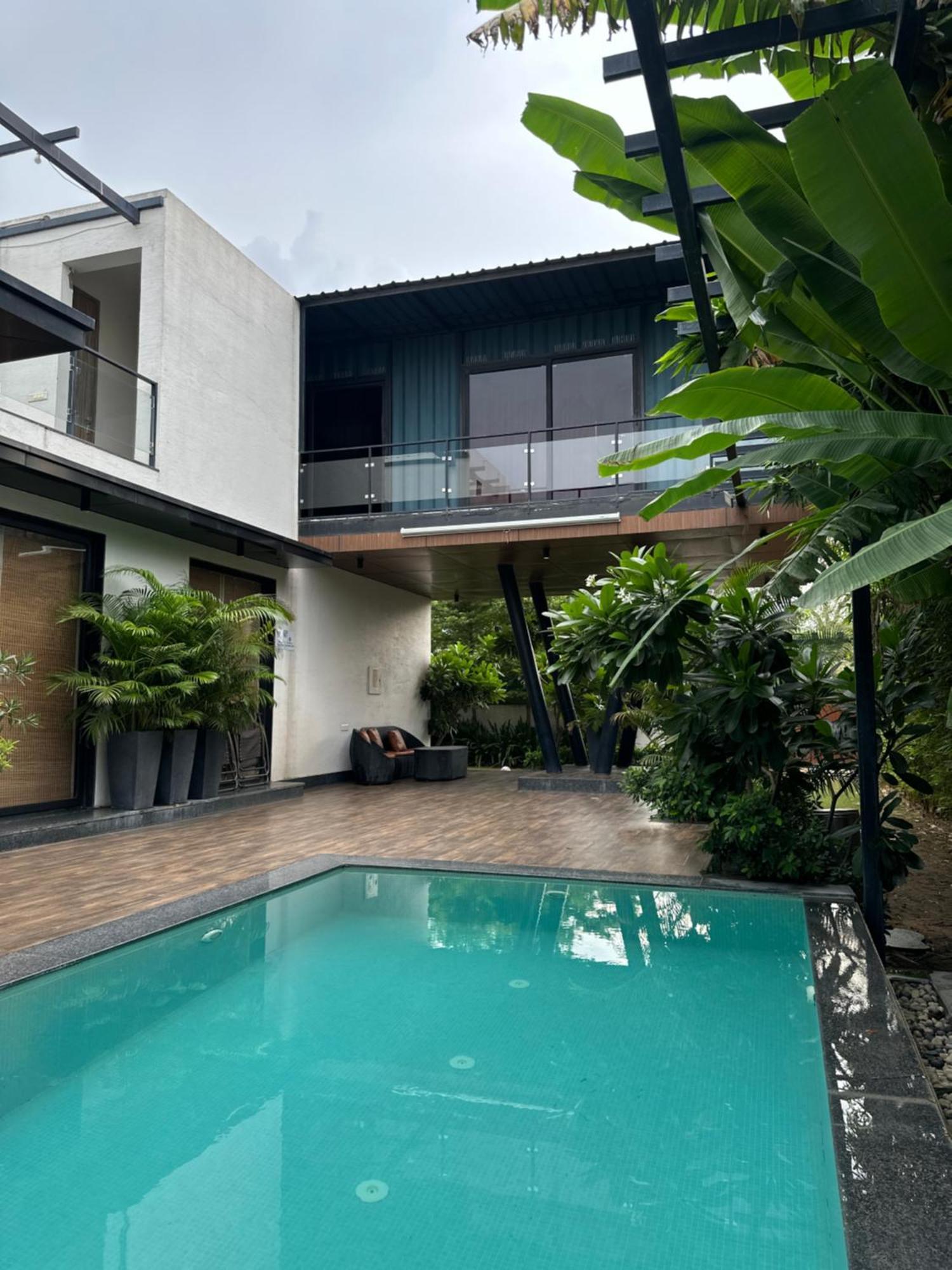 Villa The Hanging - A Luxury Pool In *