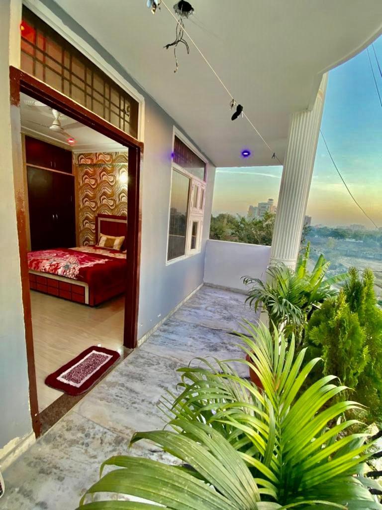 & Solanki Residency Apartment
