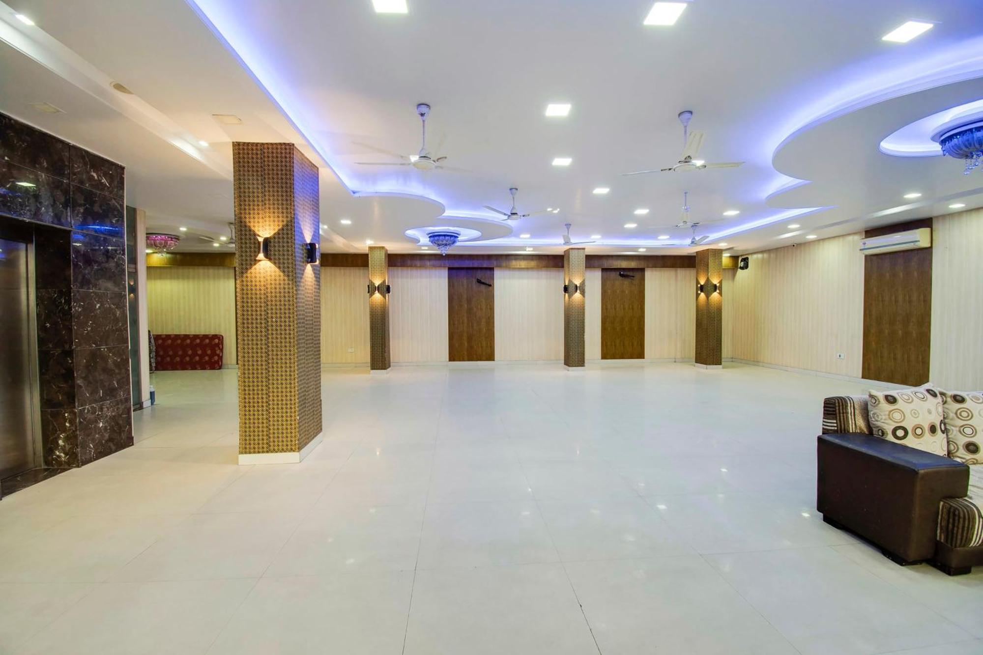 Hotel Capital O Pink Peral 3*