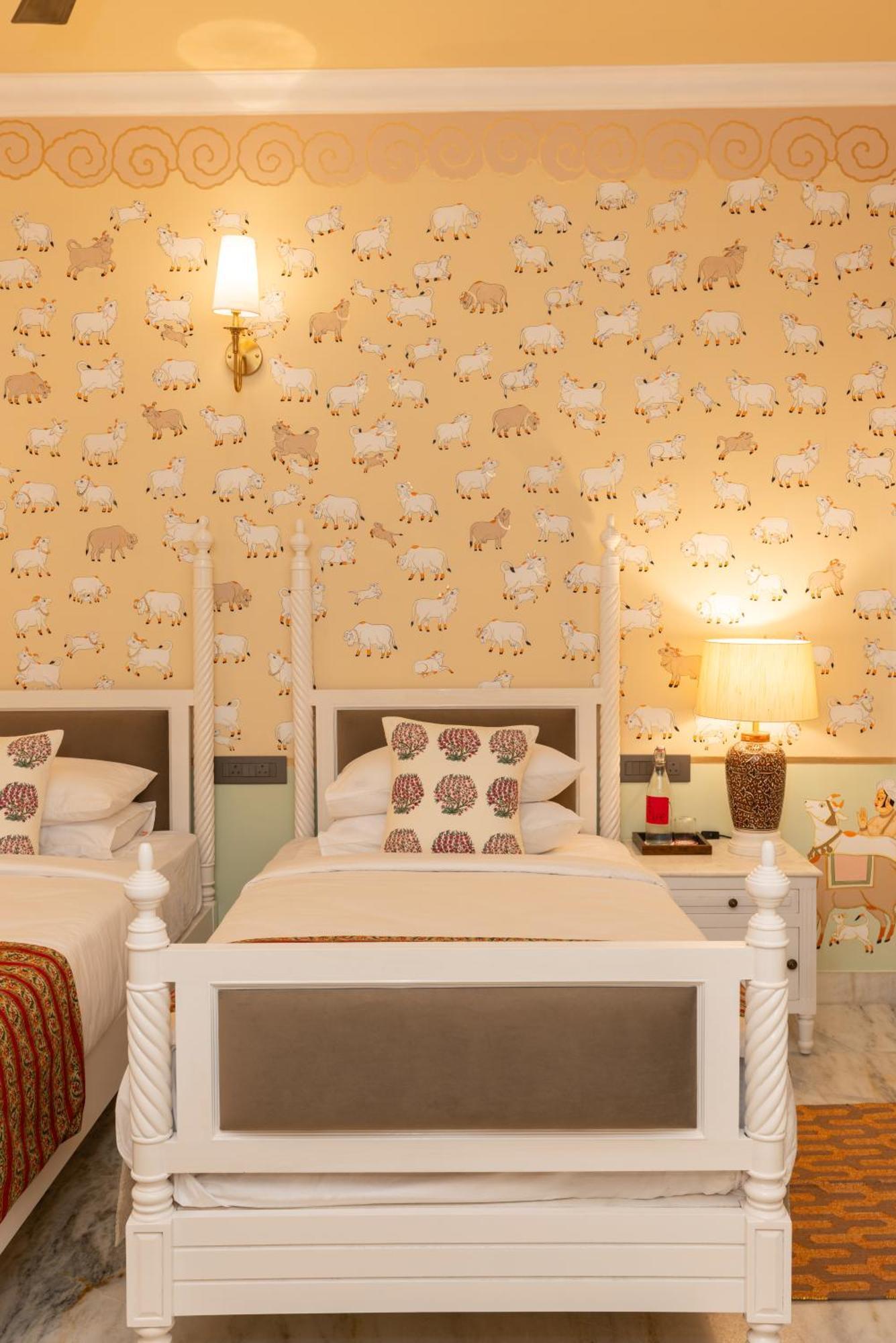 Laalee Guest house