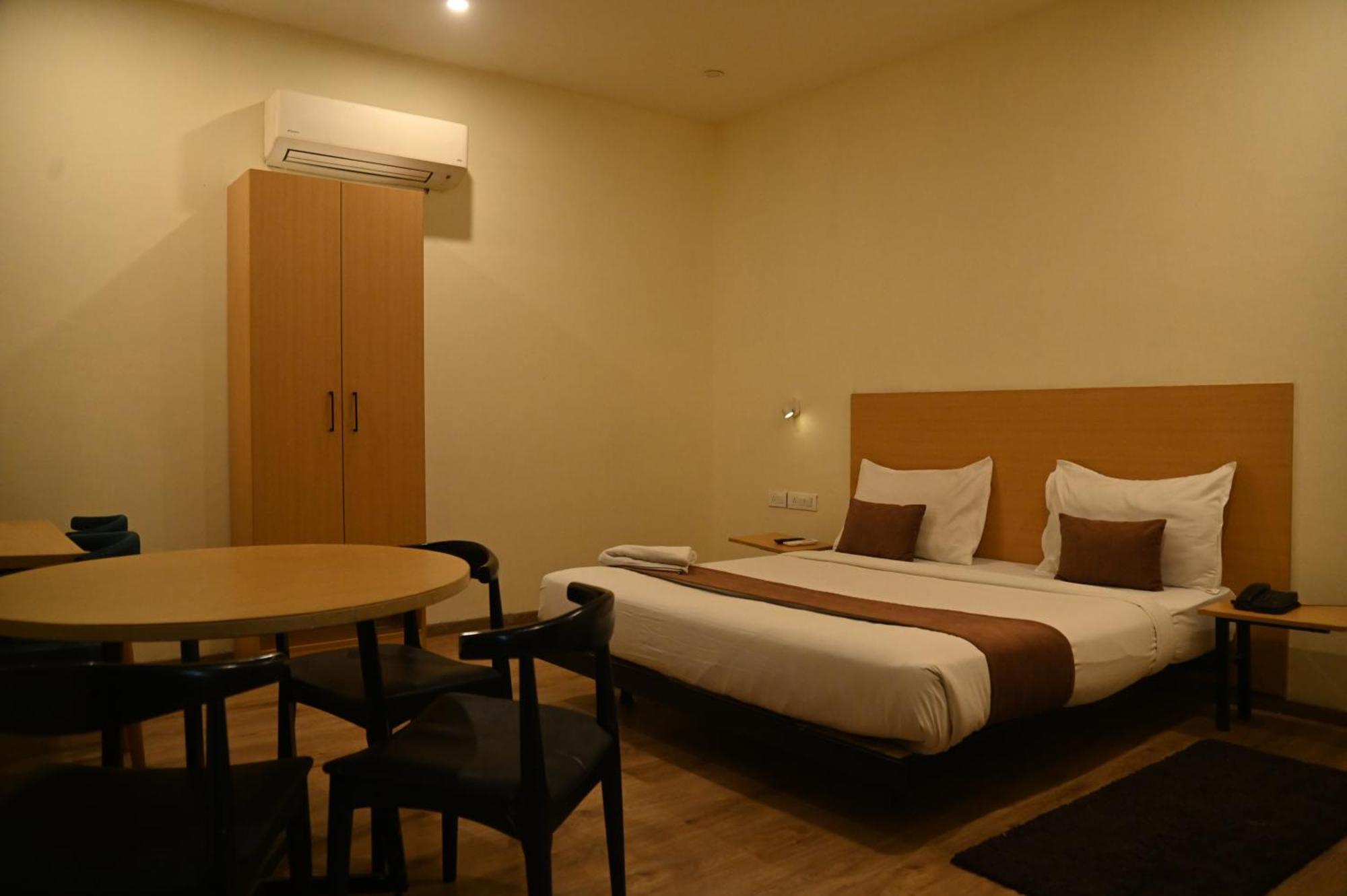 Kg Estate Hotel 3*
