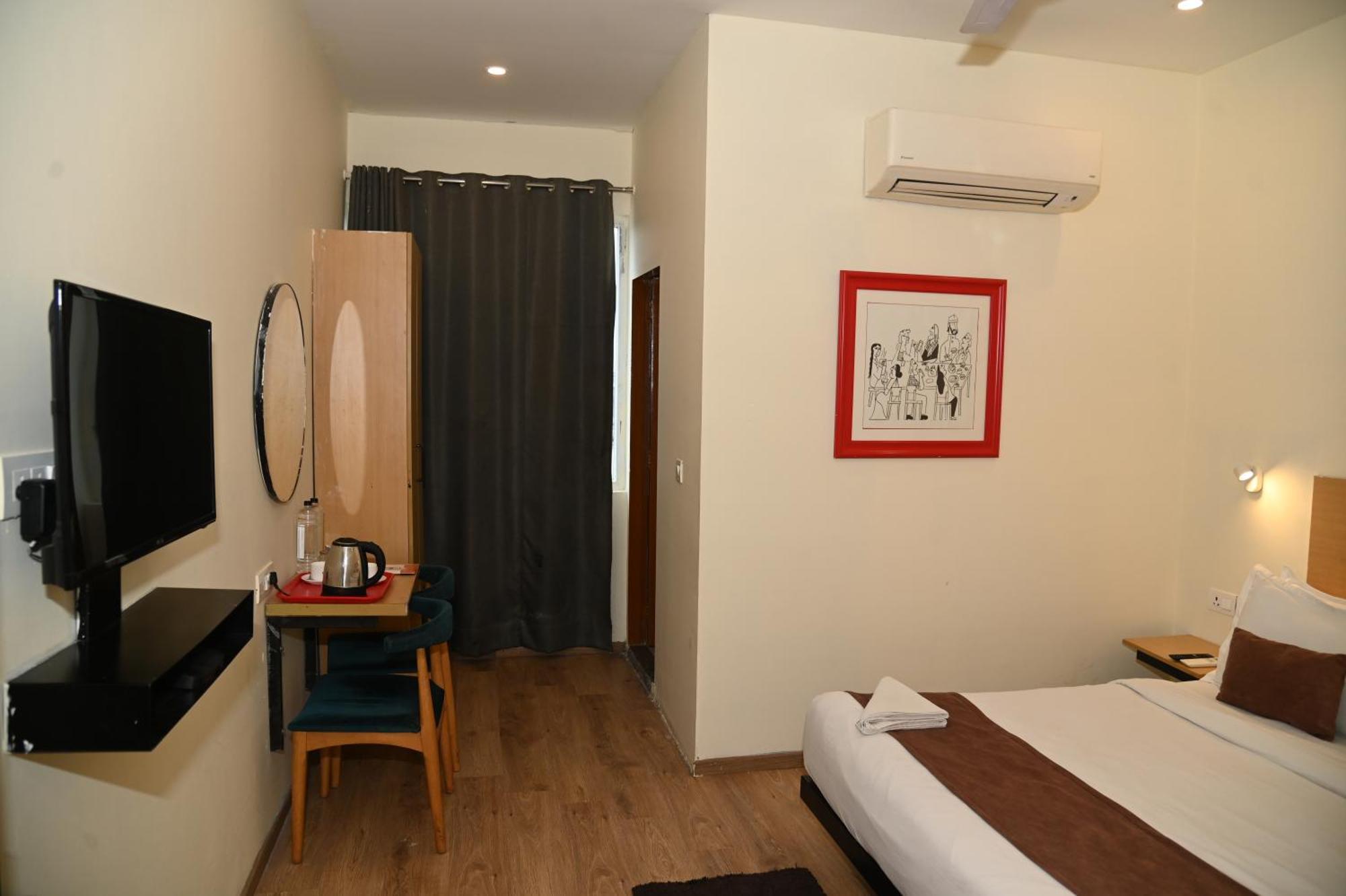 Kg Estate 3* Jaipur