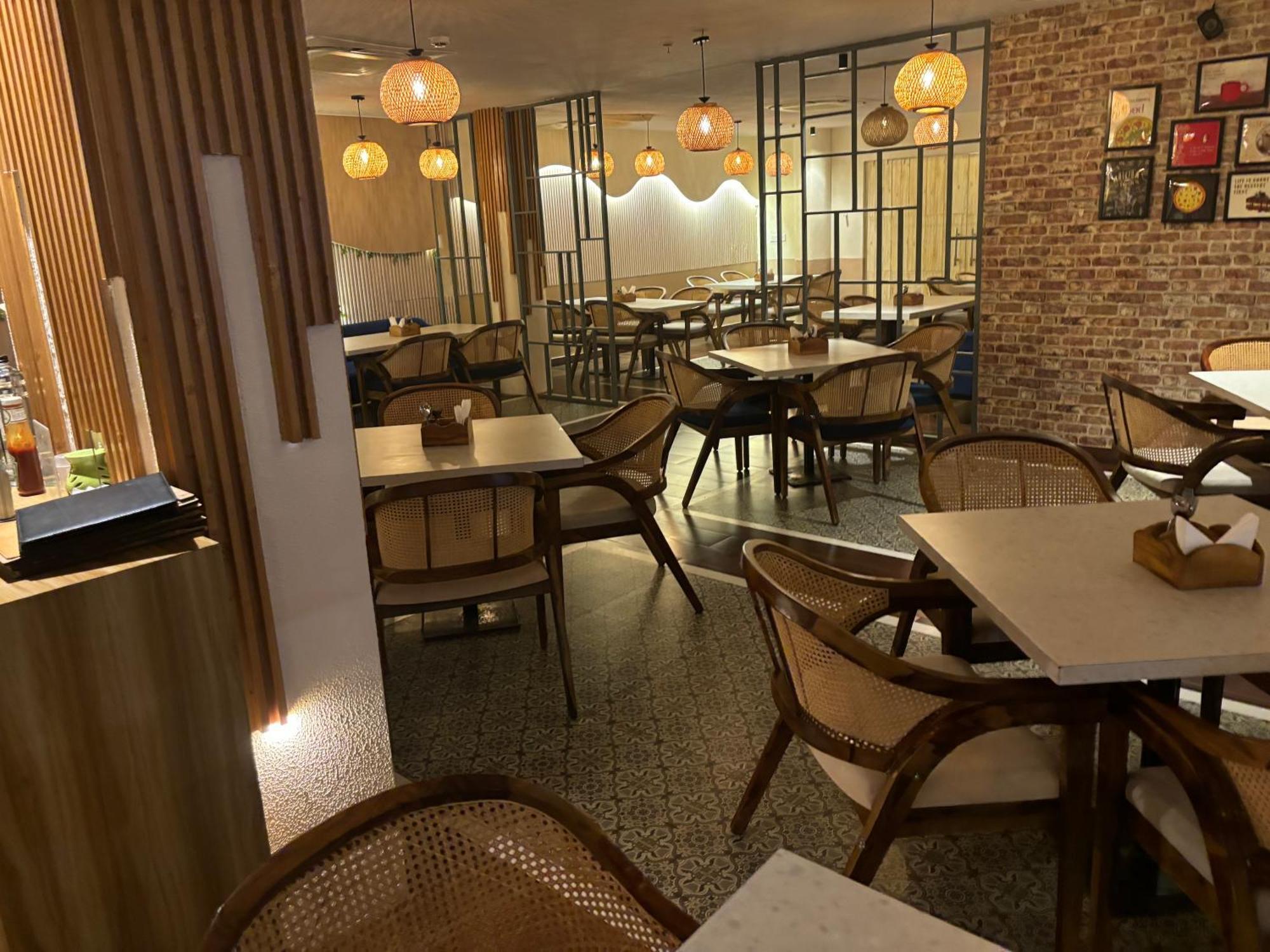 Kg Estate Hotel 3*