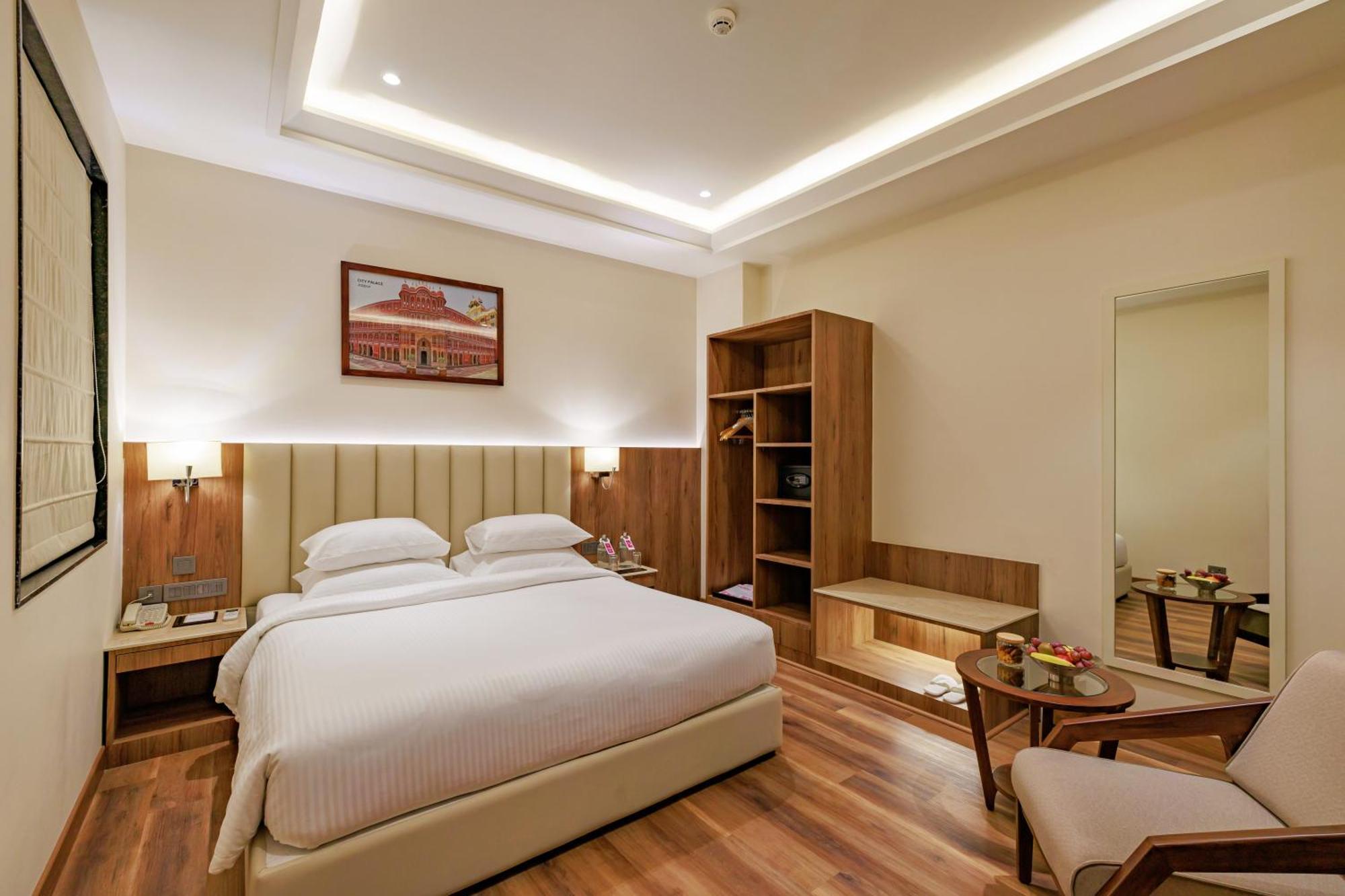 Regenta Place Sirsi Road, Opp Alankar Pg College Hotel Jaipur