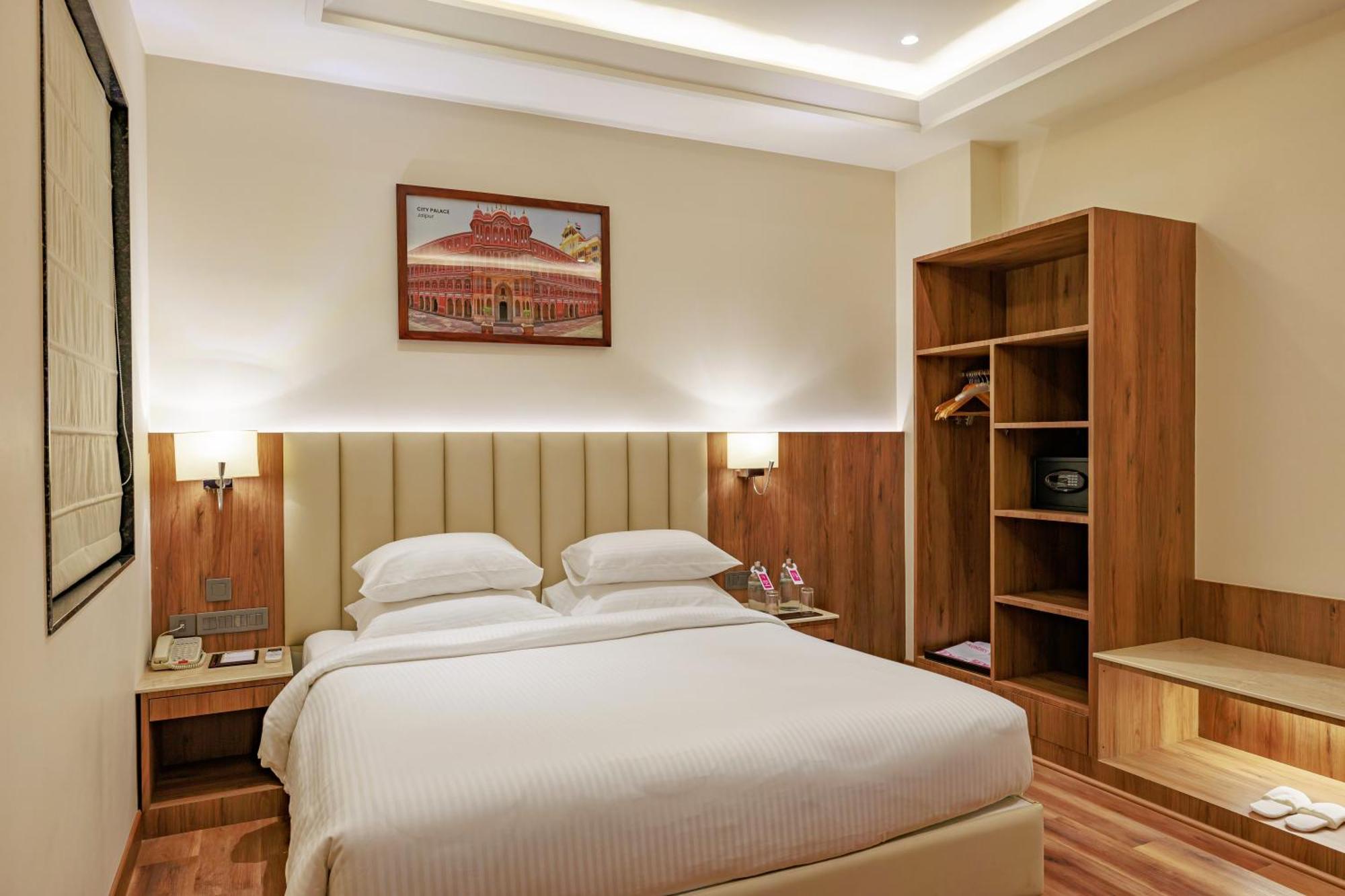 Regenta Place Sirsi Road, Opp Alankar Pg College Hotel