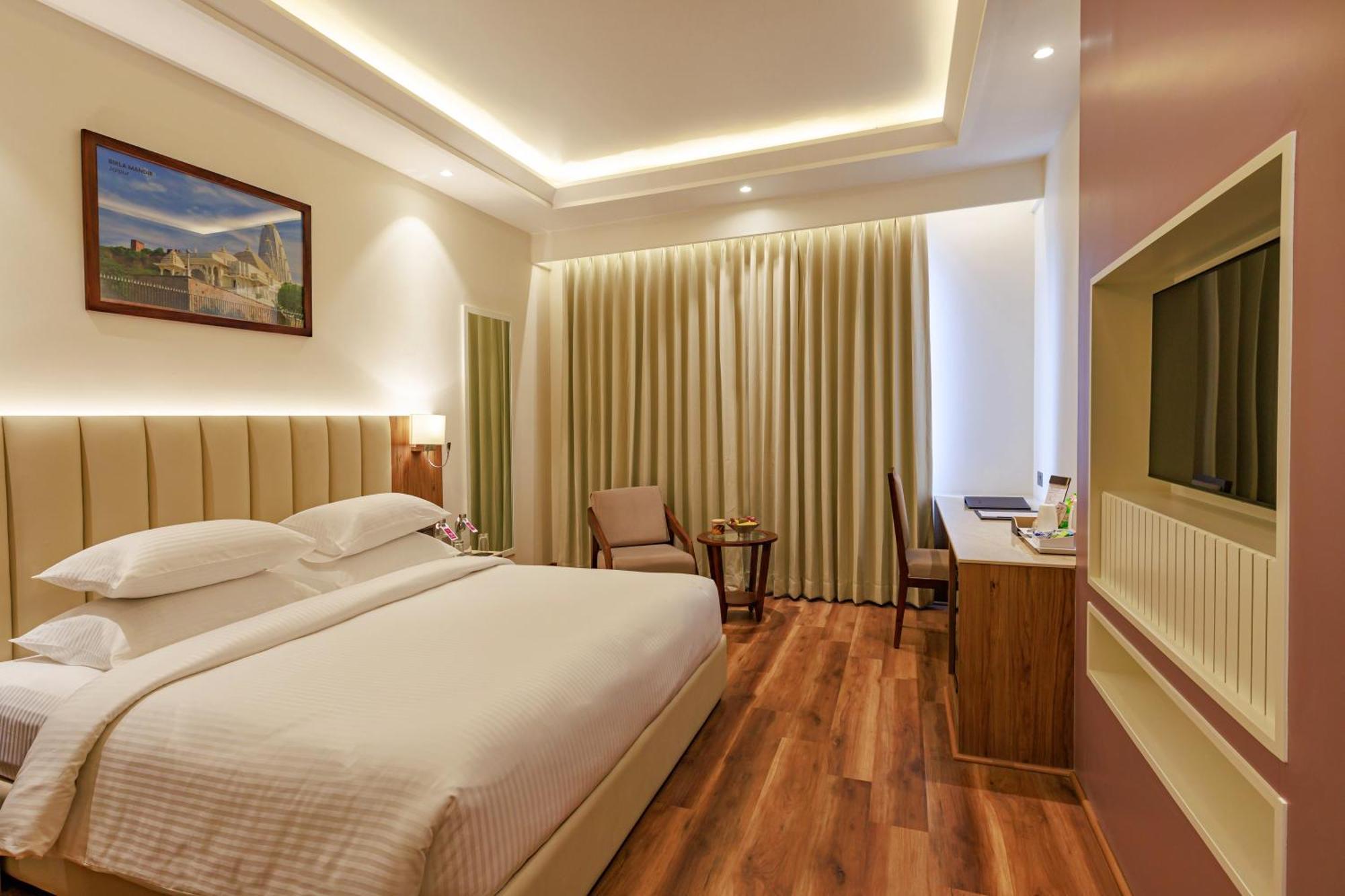 Regenta Place Sirsi Road, Opp Alankar Pg College 4* Jaipur