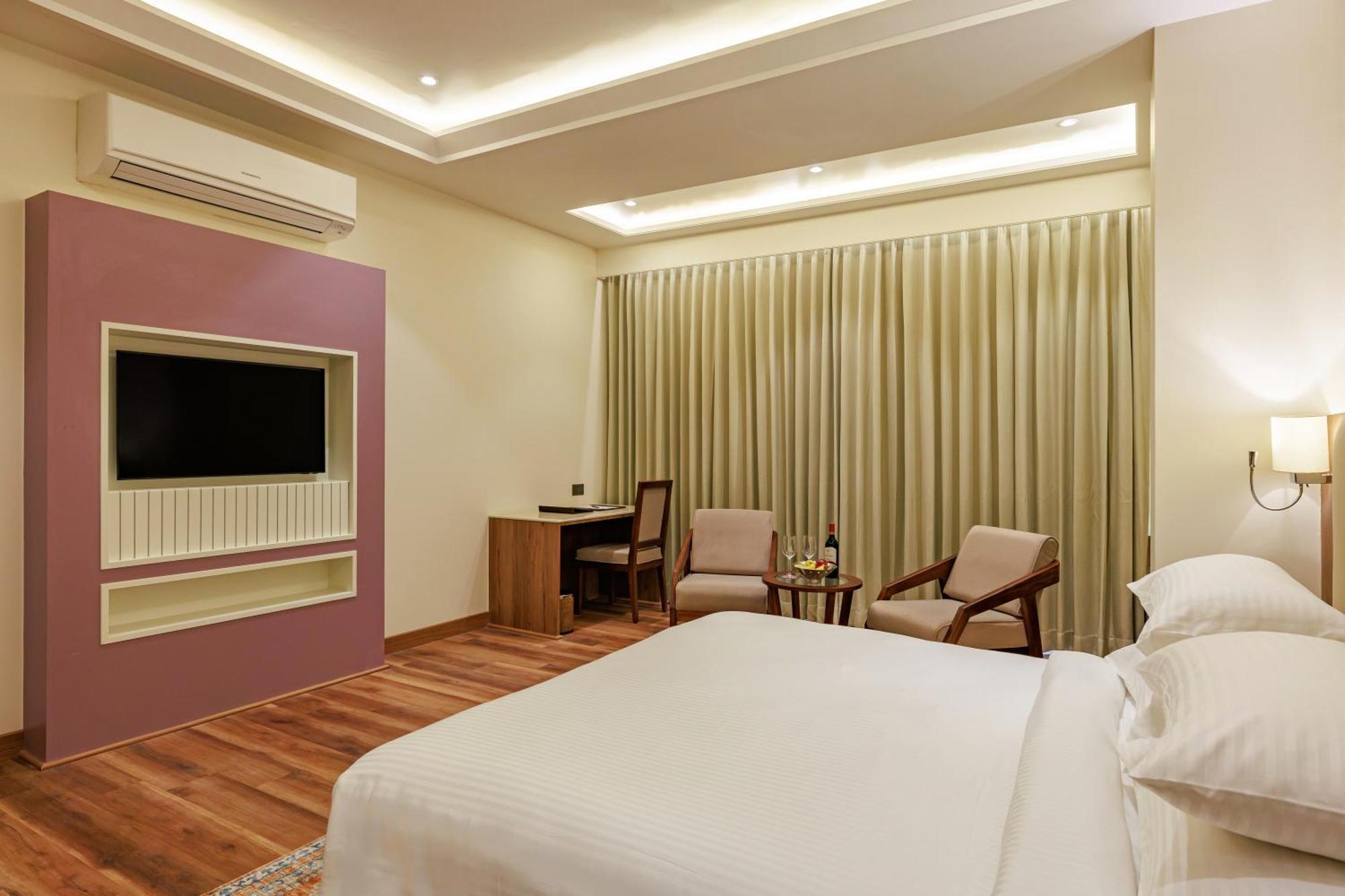 Regenta Place Sirsi Road, Opp Alankar Pg College Hotel