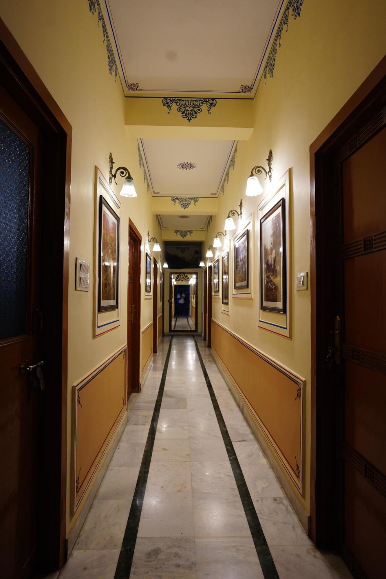 Hotel Haveli Kalwara - A Heritage