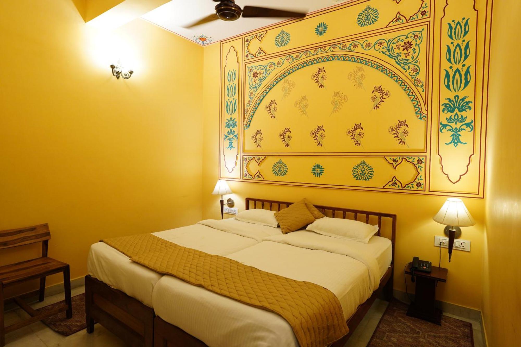 Hotel Haveli Kalwara - A Heritage 2*