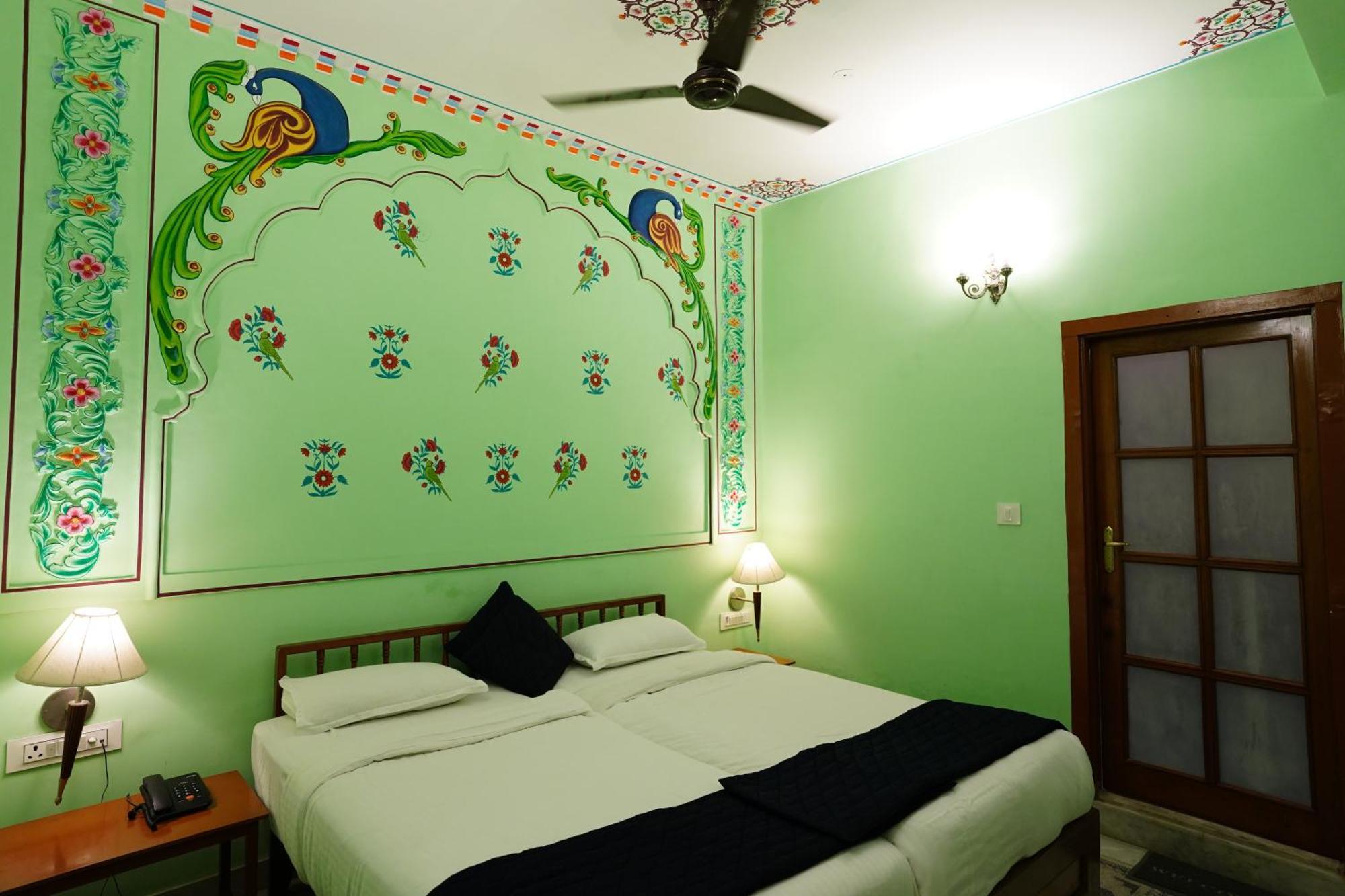 Hotel Haveli Kalwara - A Heritage 2*