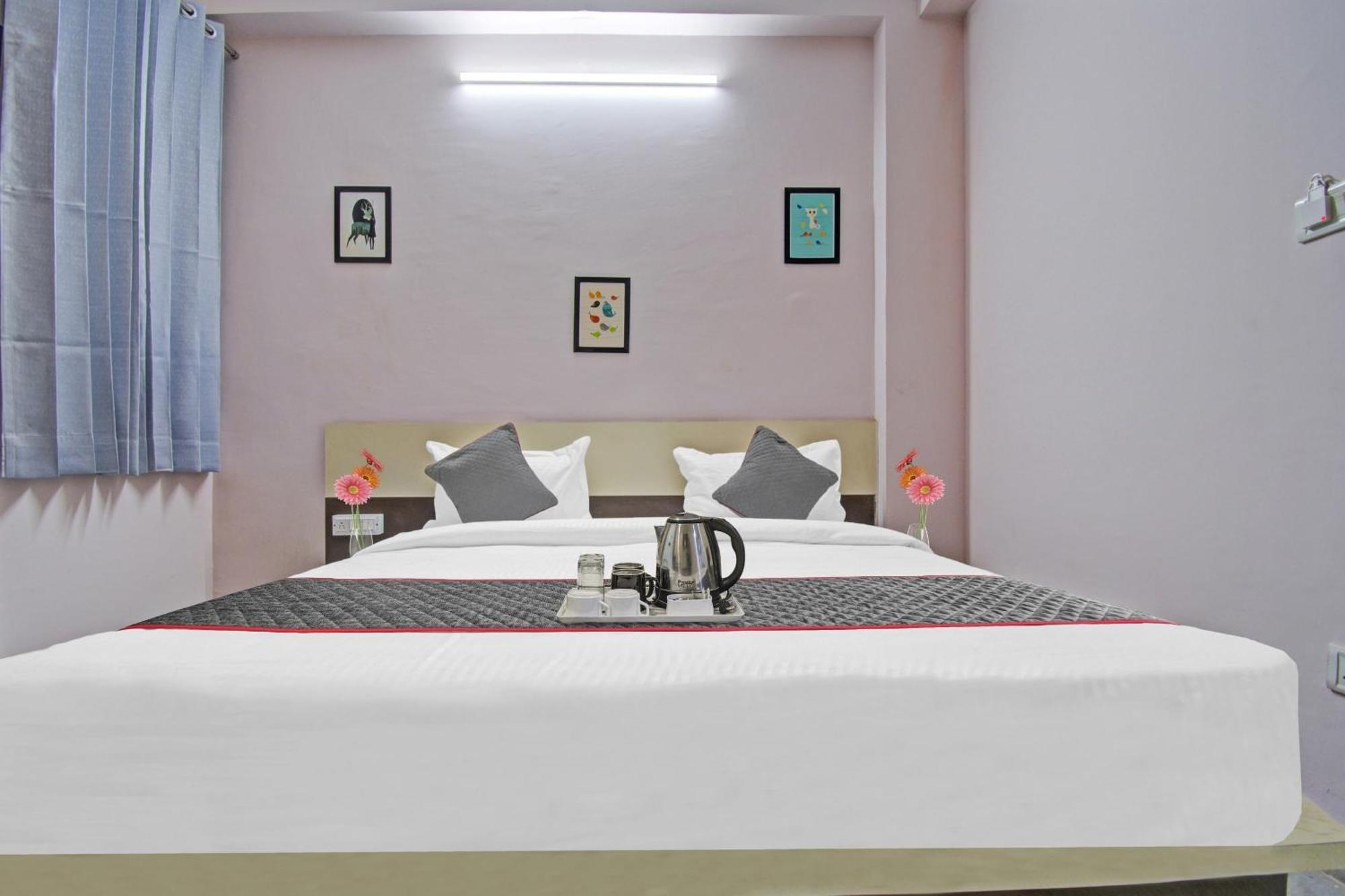 Hotel O Arya