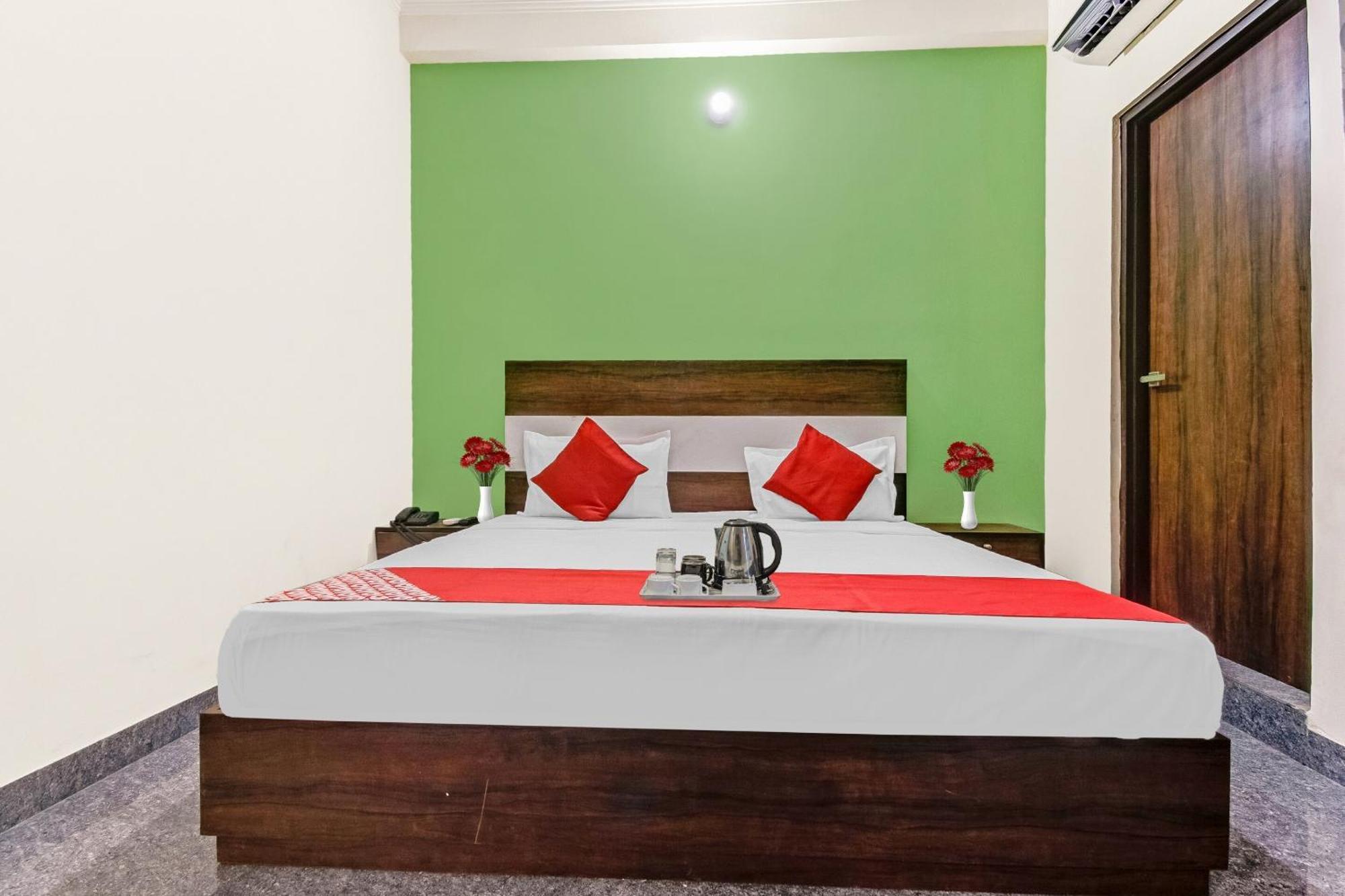 Hotel O Maan Bagh Palace Jaipur