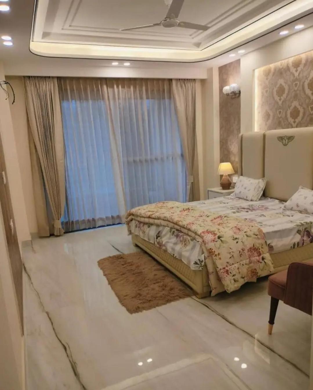 Apartment Bunglow *