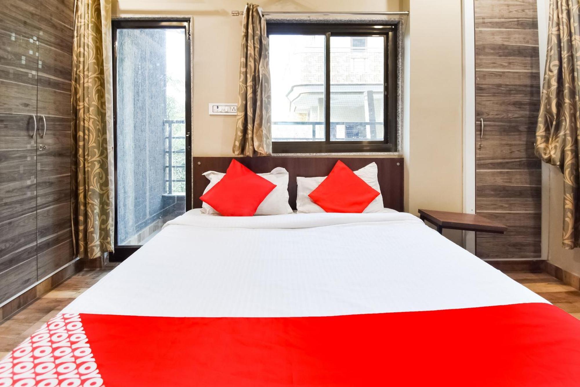 O Kailash Hotel