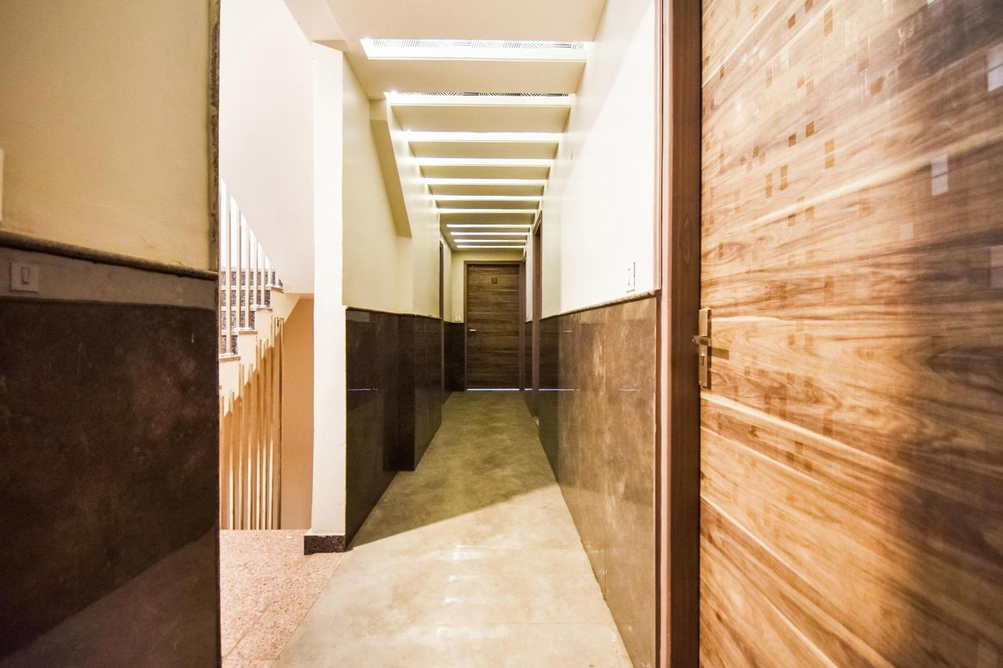 Hotel O Kailash 3*