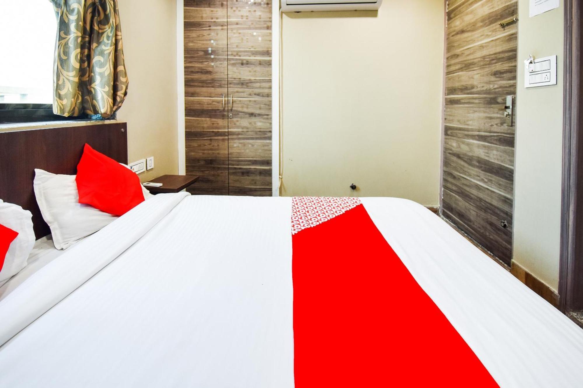 O Kailash Hotel