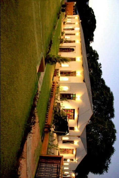 Eden Court Resort *