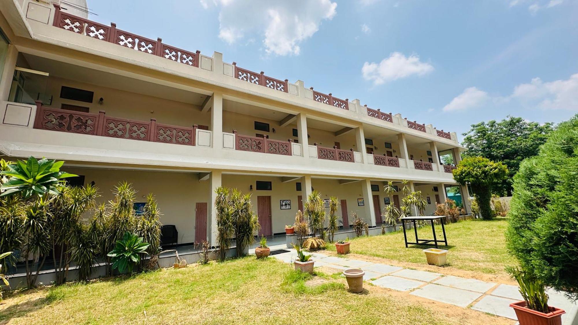 Eden Court Resort *