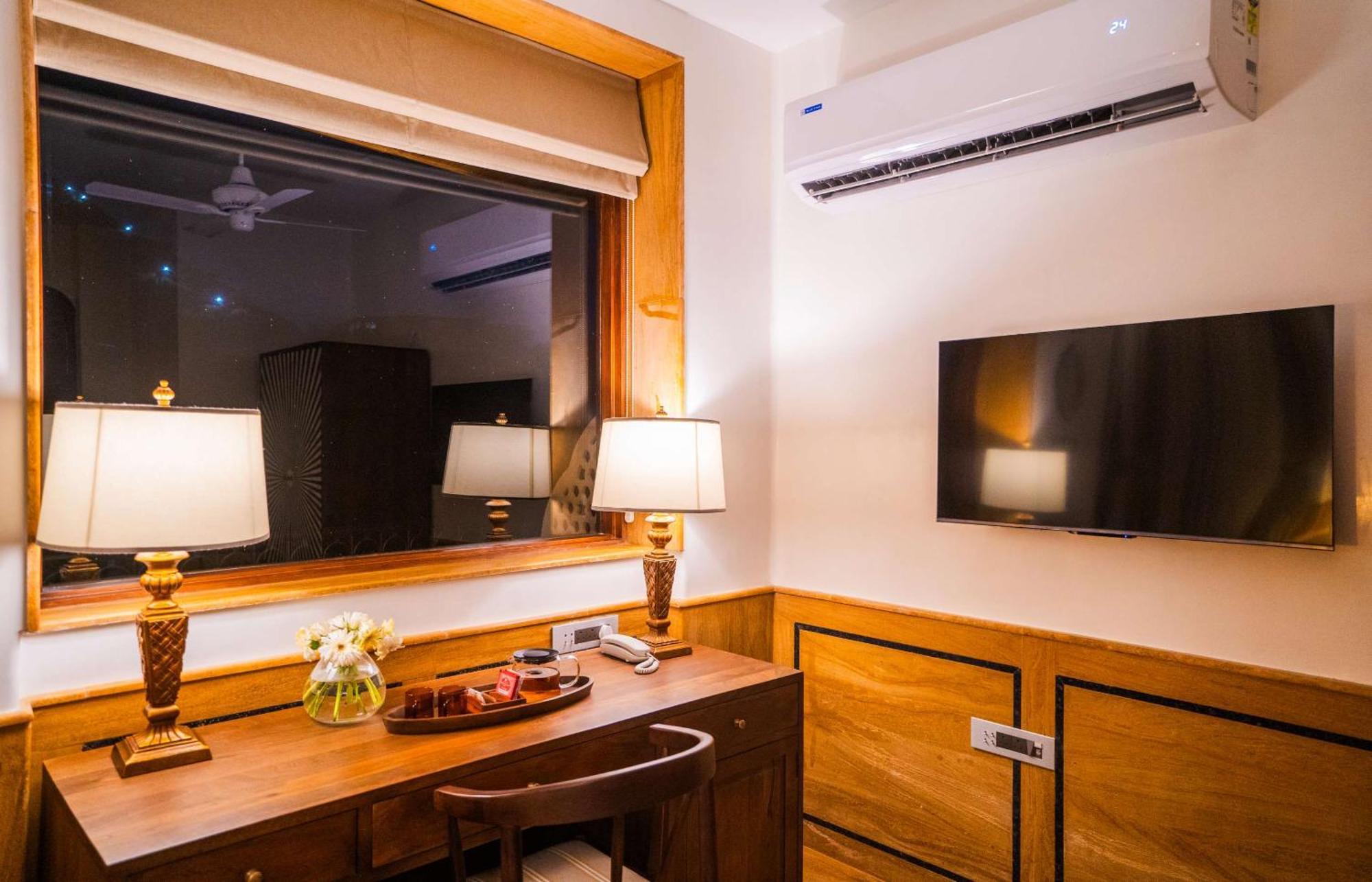 Artisav House-a Luxury Boutique Hotel
