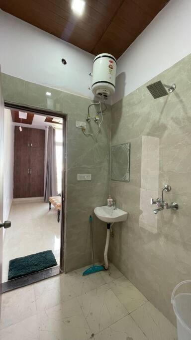 Bark & Bash-villa-house *