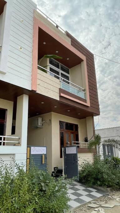 Villa Bark & Bash-villa-house *