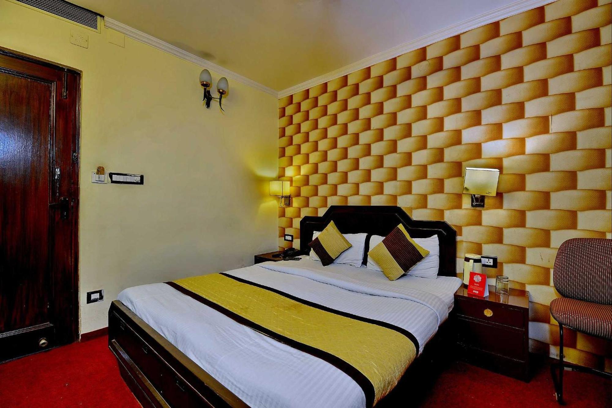 Maharani Plaza 3*