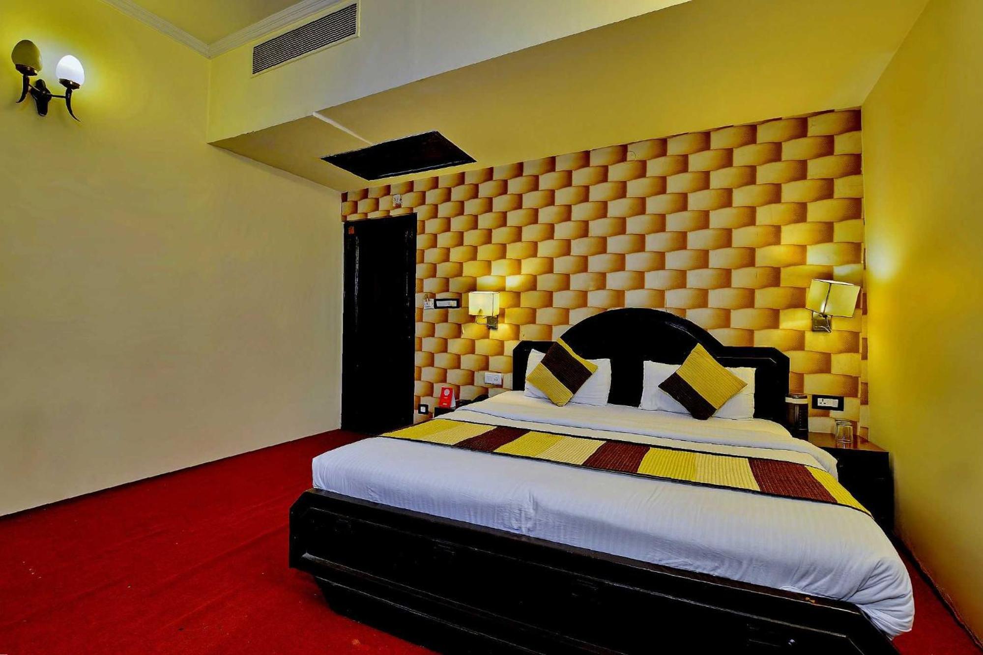 Hotel Maharani Plaza 3*