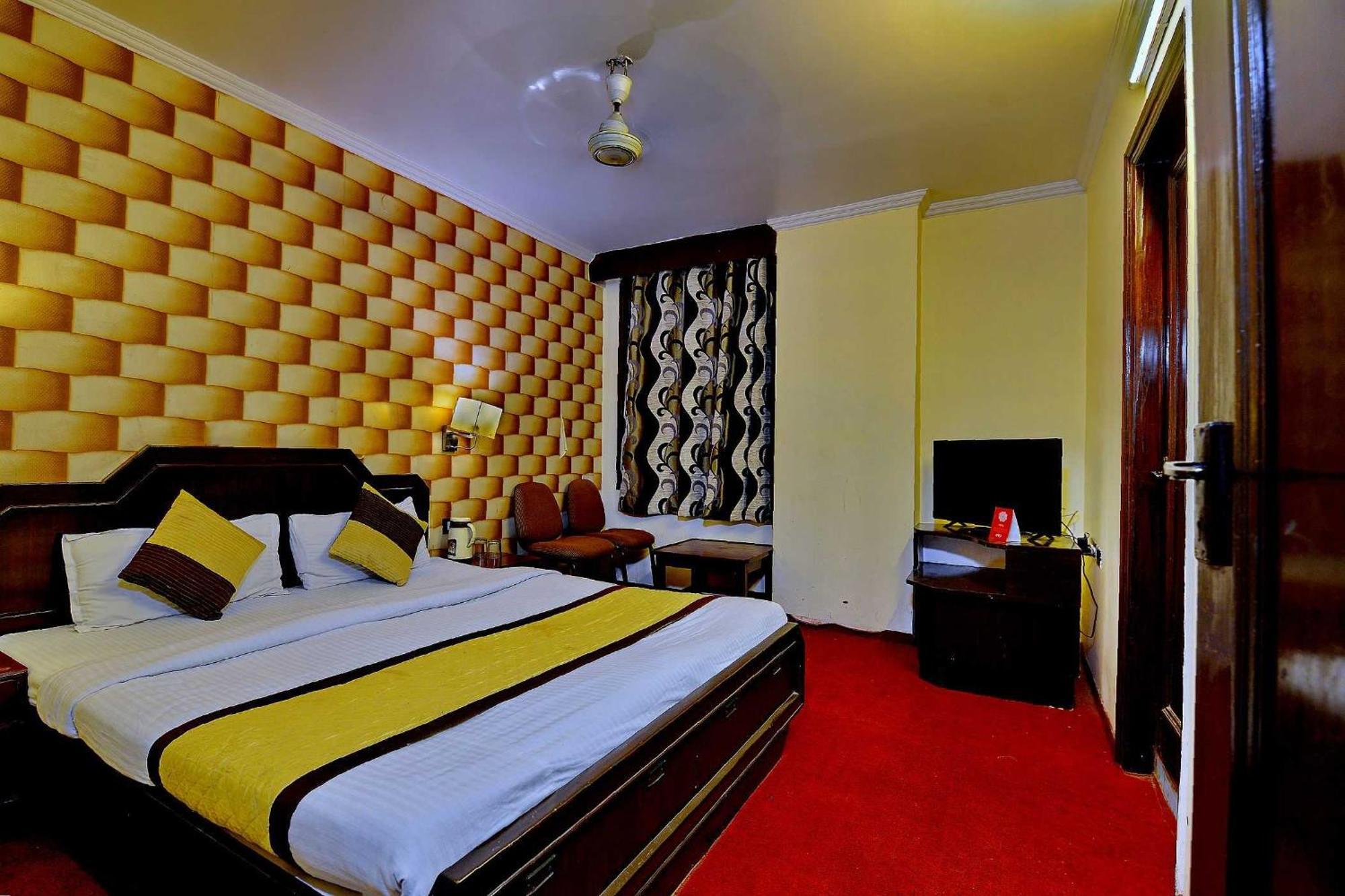 Maharani Plaza 3*
