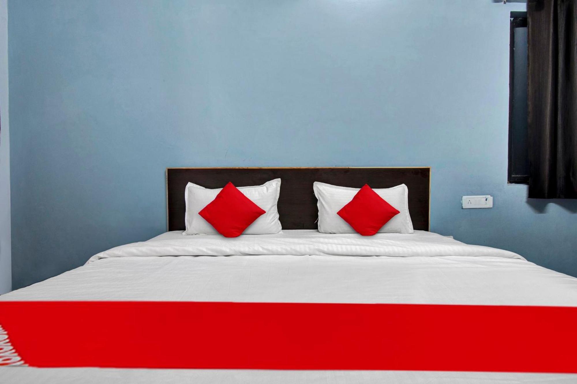 O The Aana Hotel