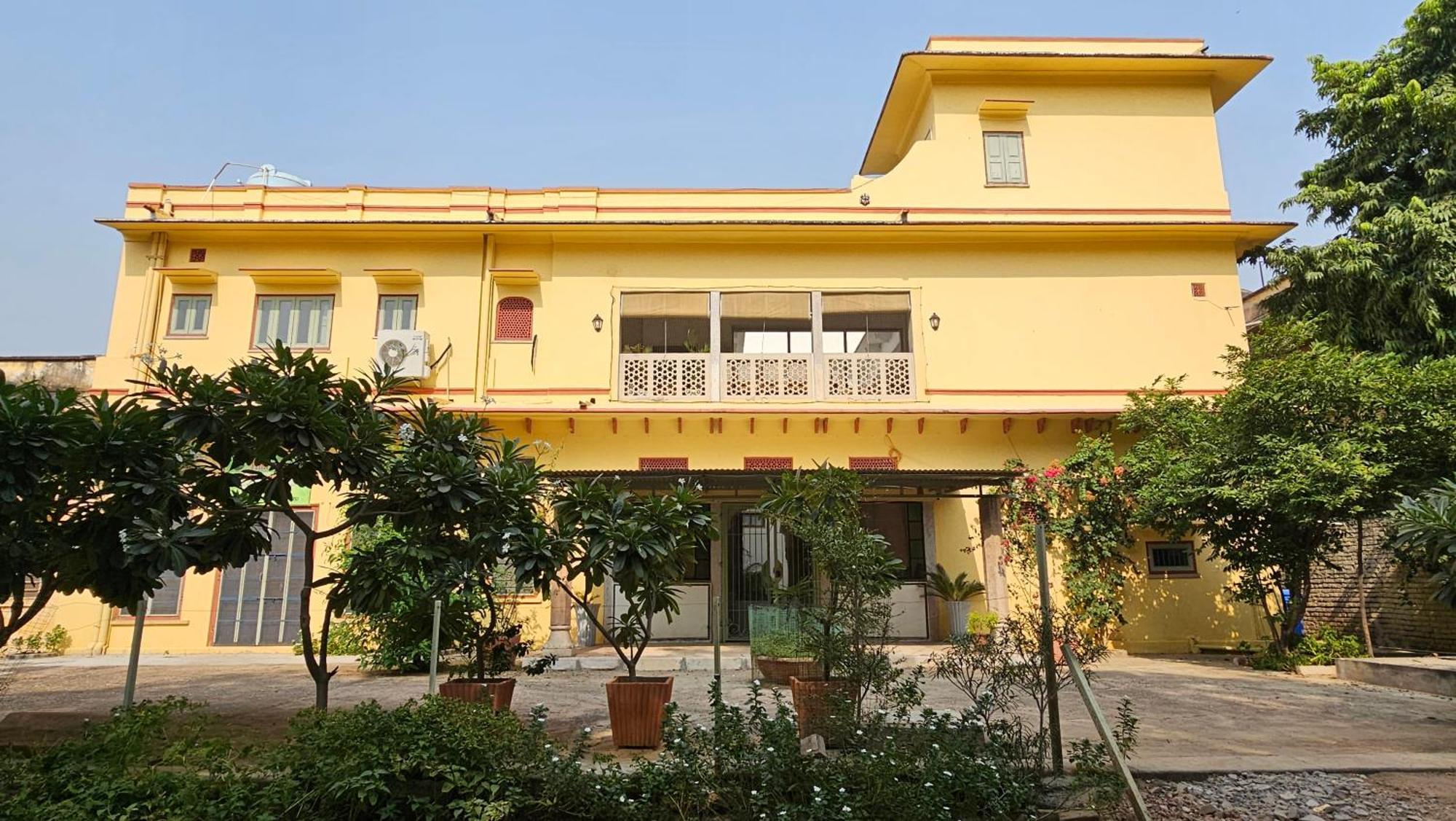 Mukam At Kanak Vilas, Bed & Breakfast