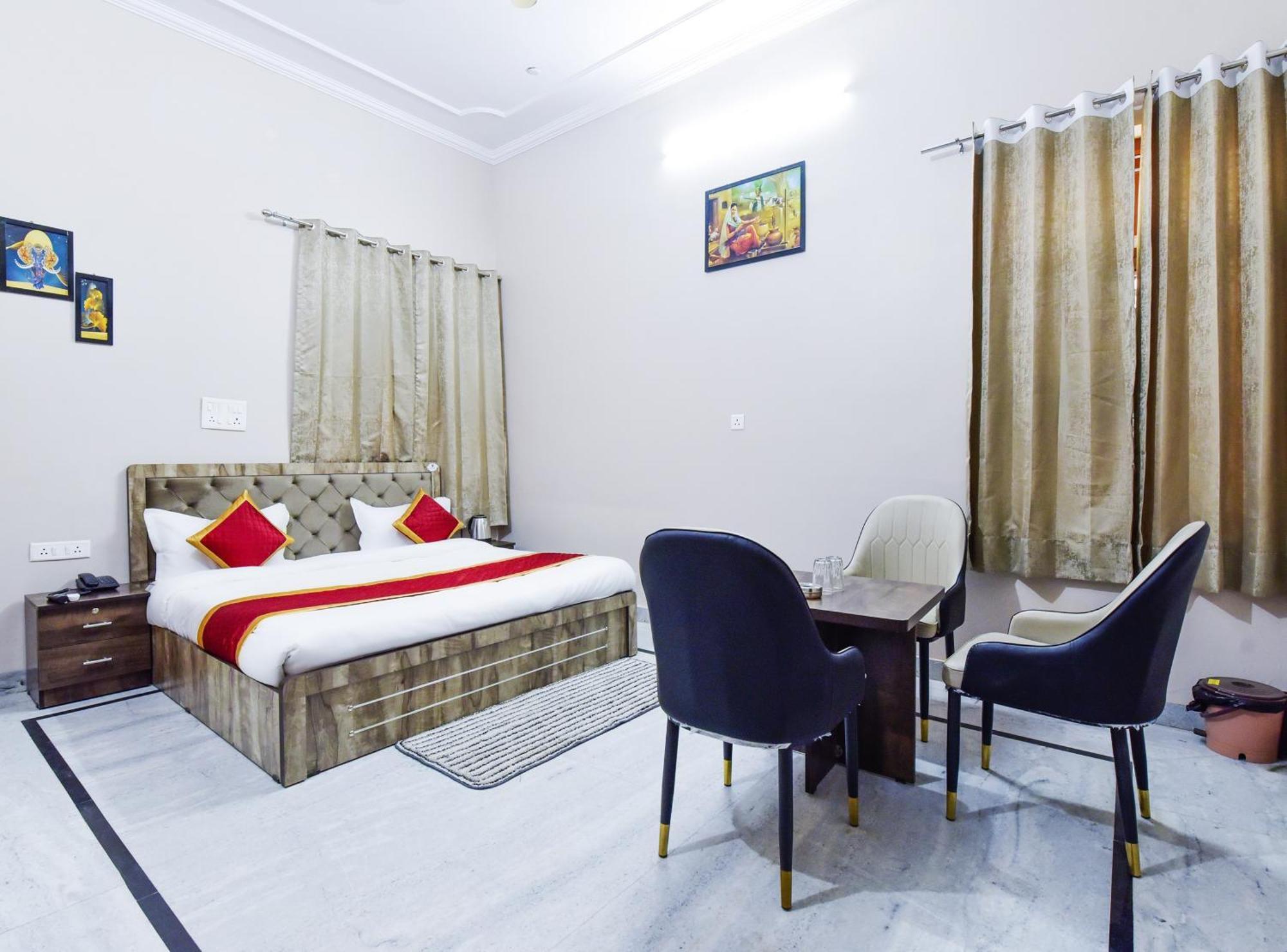 Near Airport Hotel 3*
