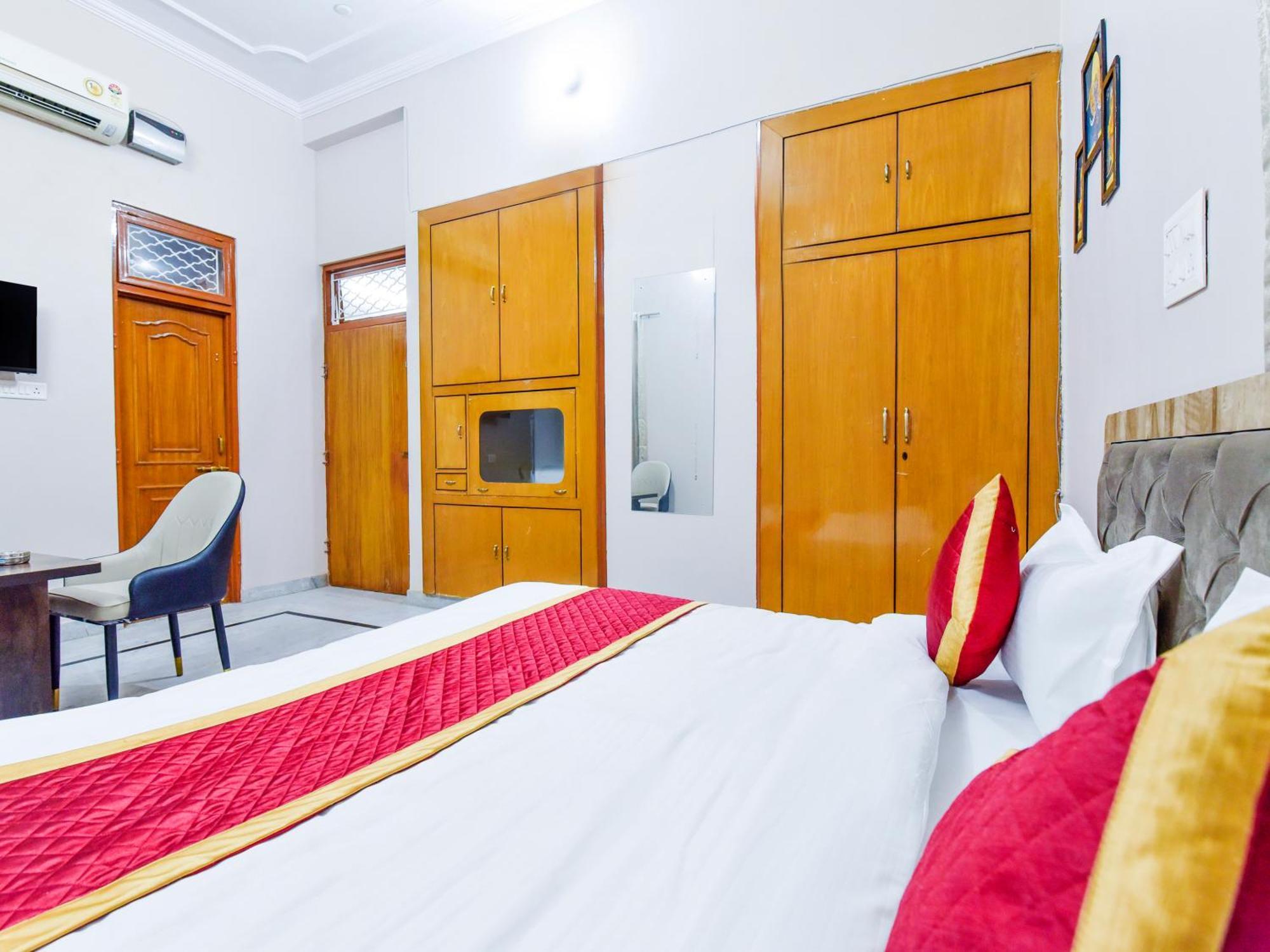 Near Airport 3* Jaipur
