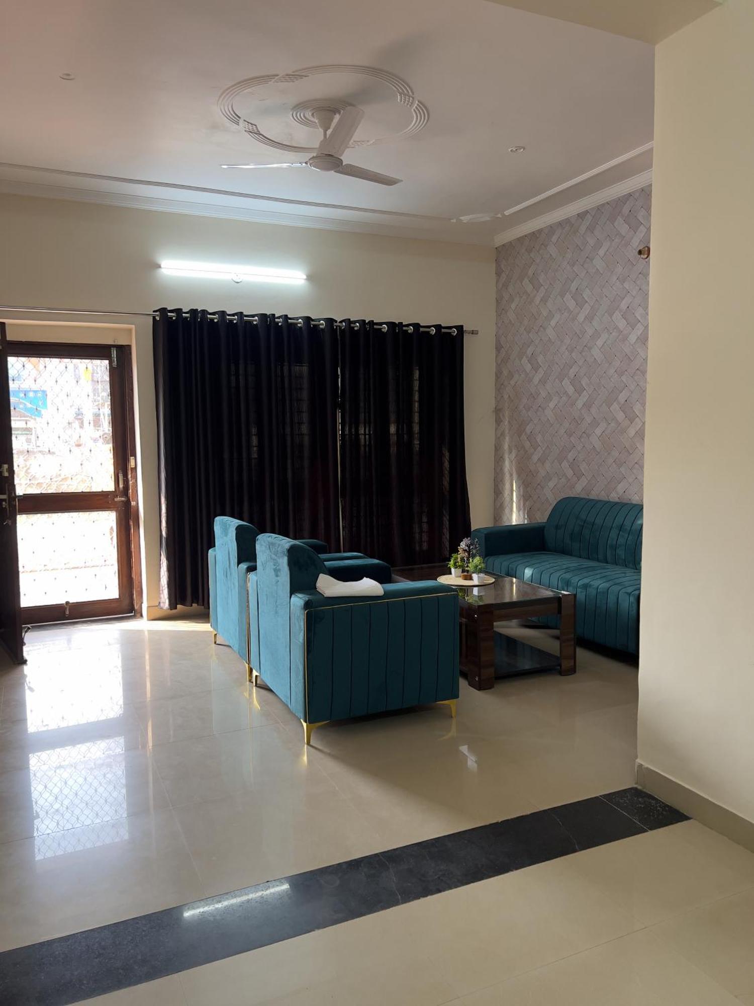 Bebo's Abode *
