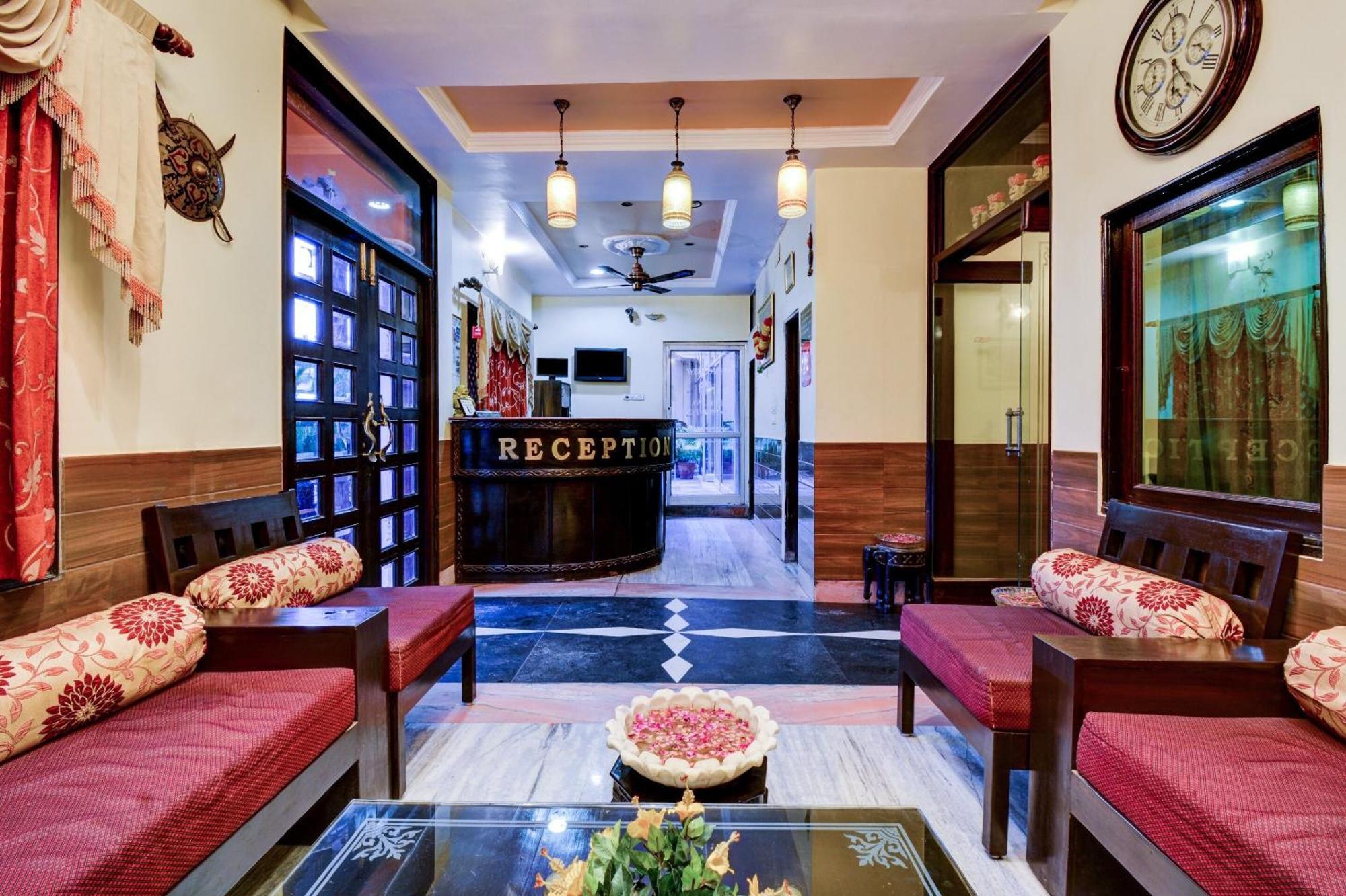 Collection O Rg Palace Hotel Jaipur