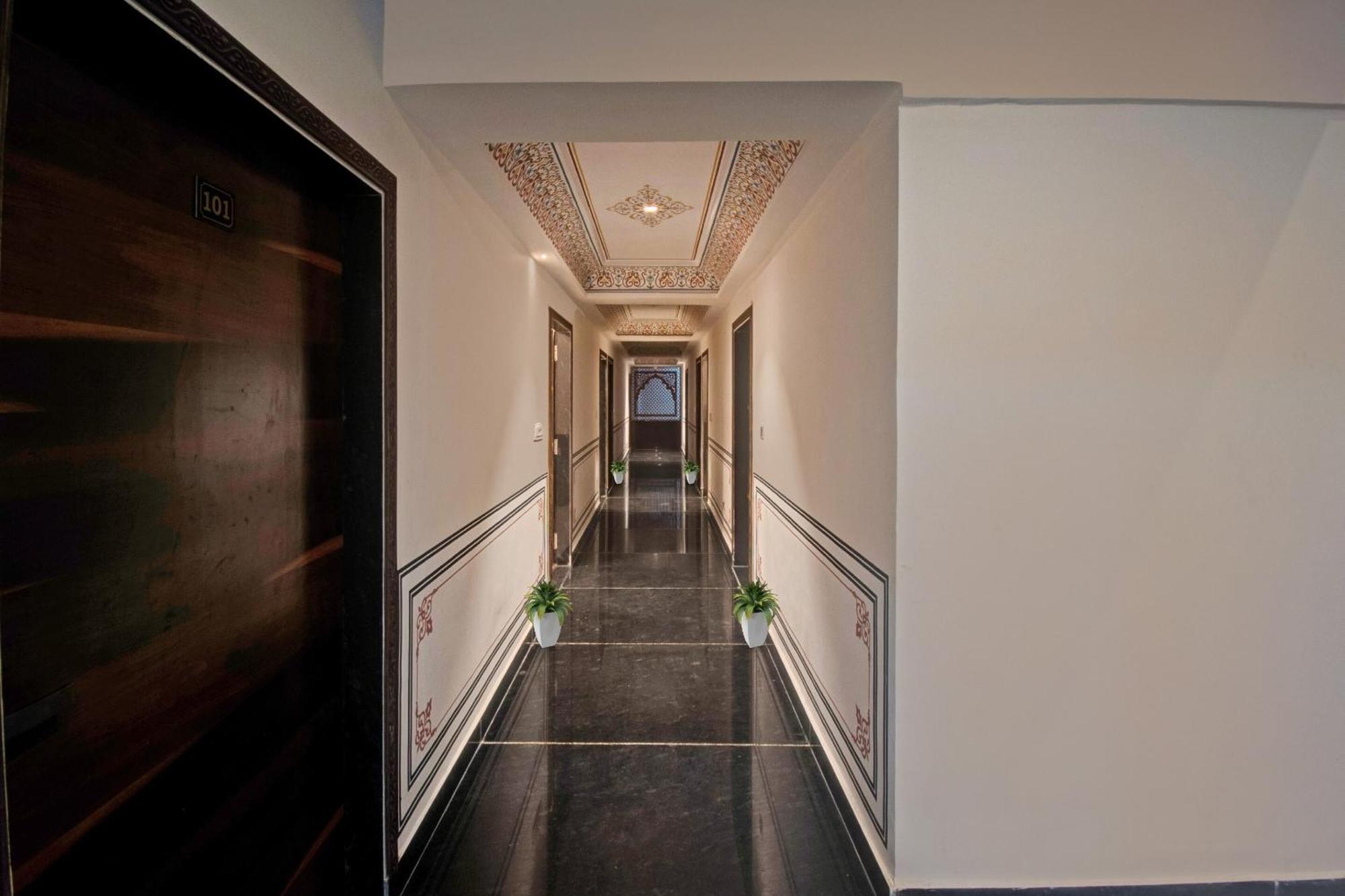 O Jbs Heritage Hotel