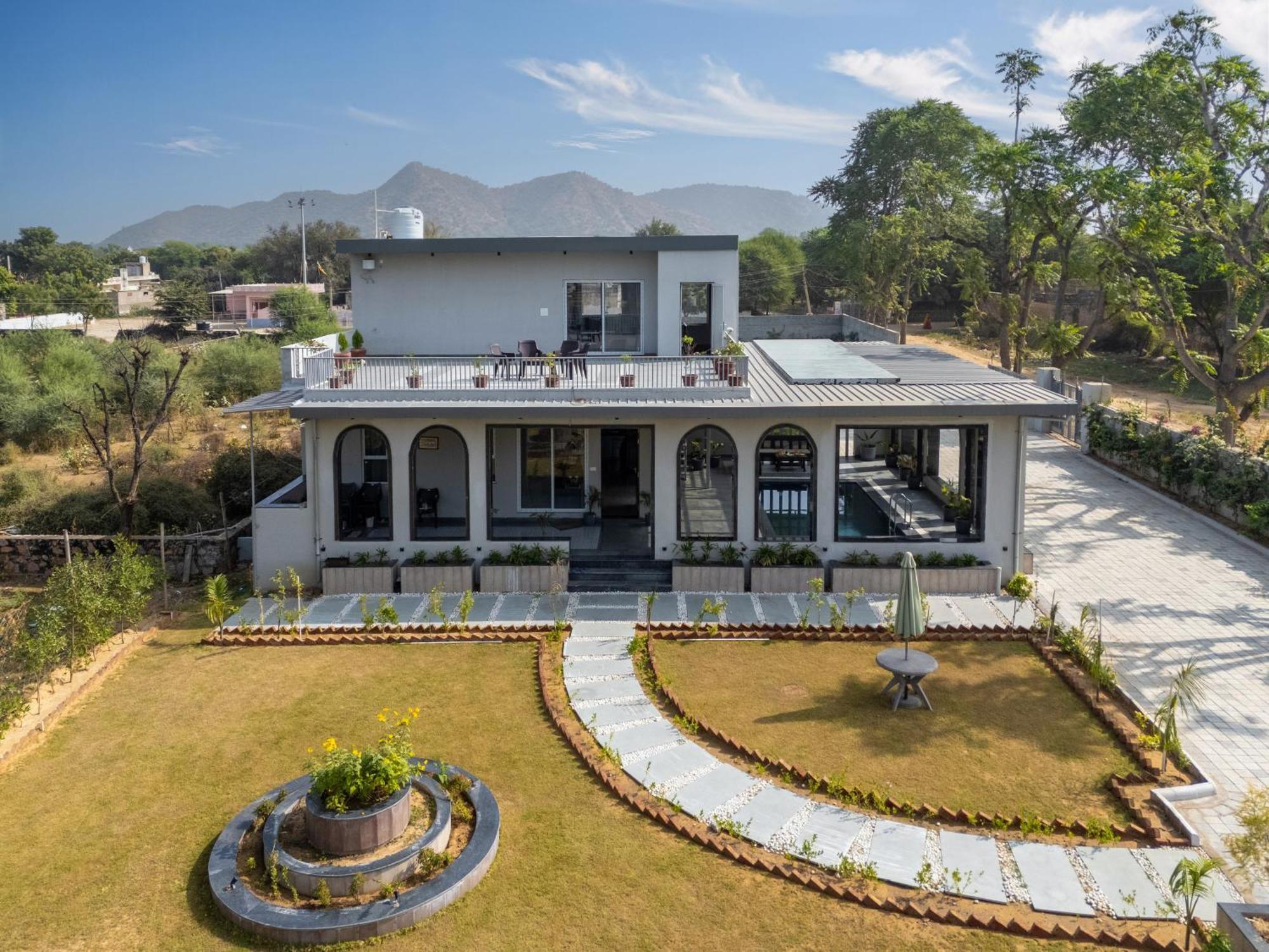 Elivaas Jamun Farm 2bhk With Pool Villa Jaipur